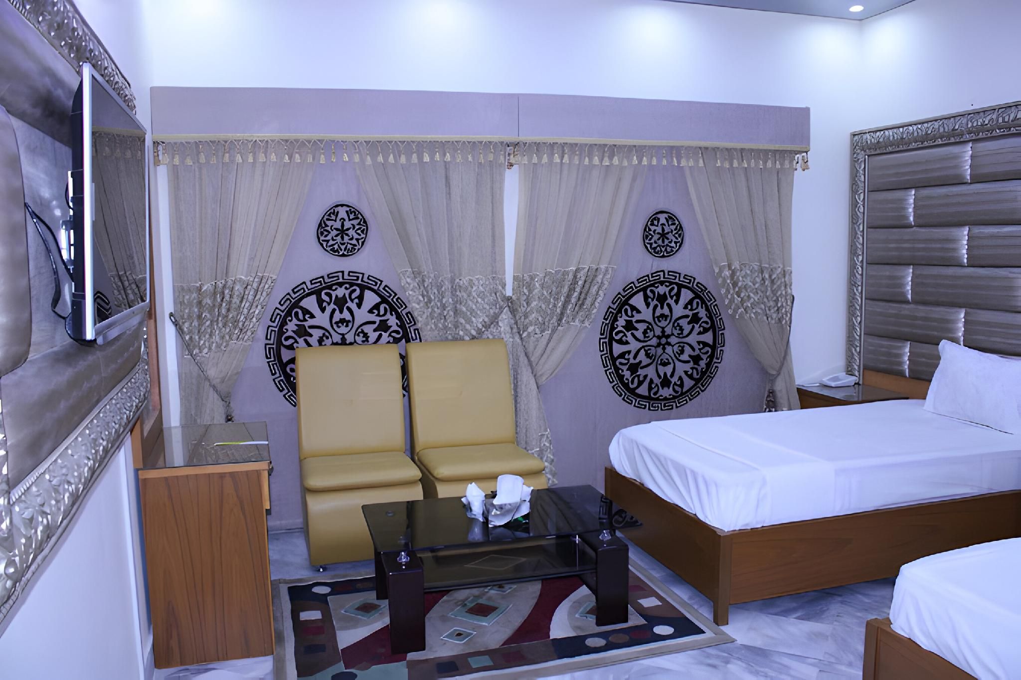 Clifton Inn Guest House  Deluxe Double or Twin