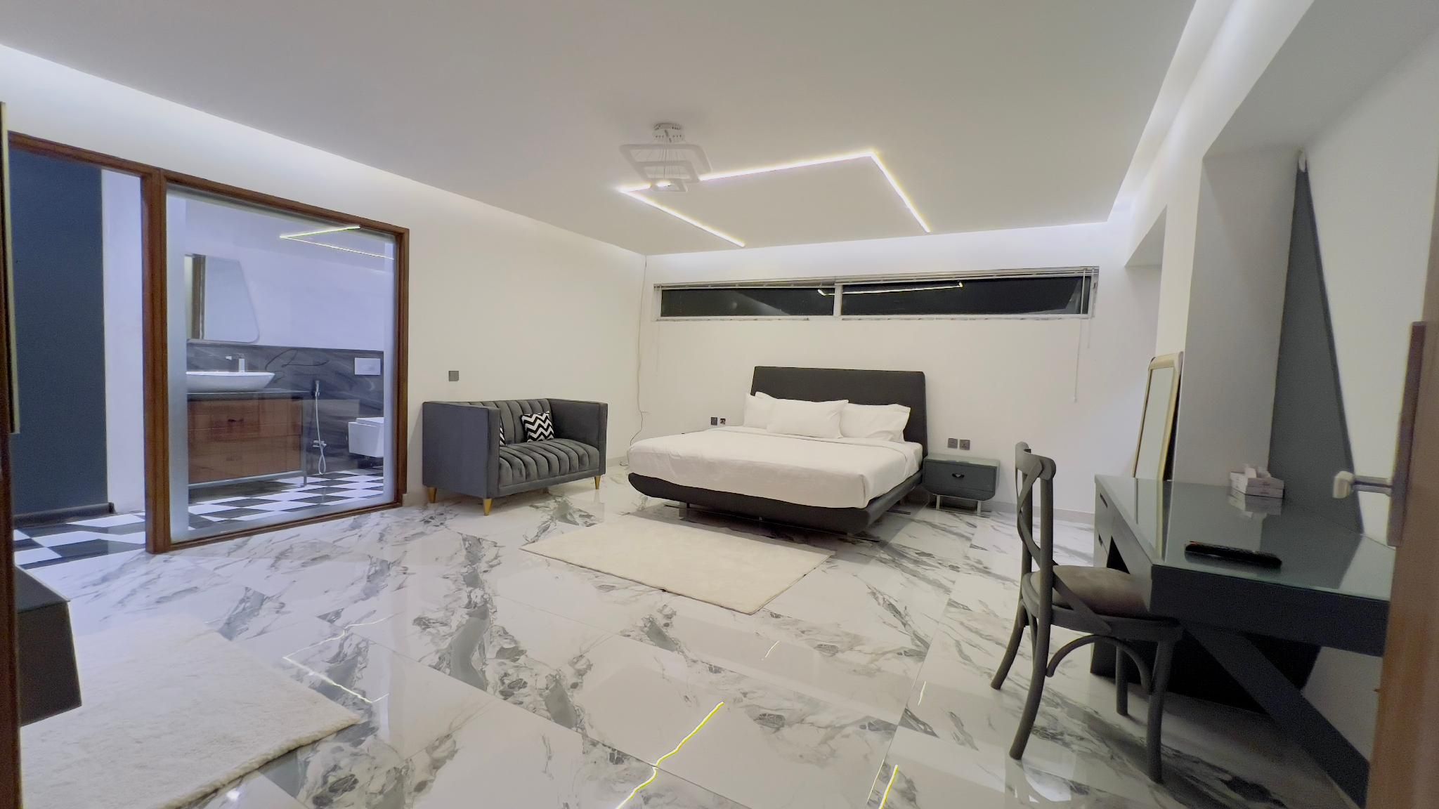 Signature By Hotel Crown Inn Signature 2