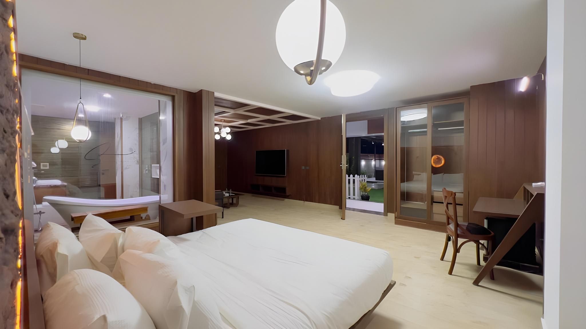 Signature By Hotel Crown Inn Signature A