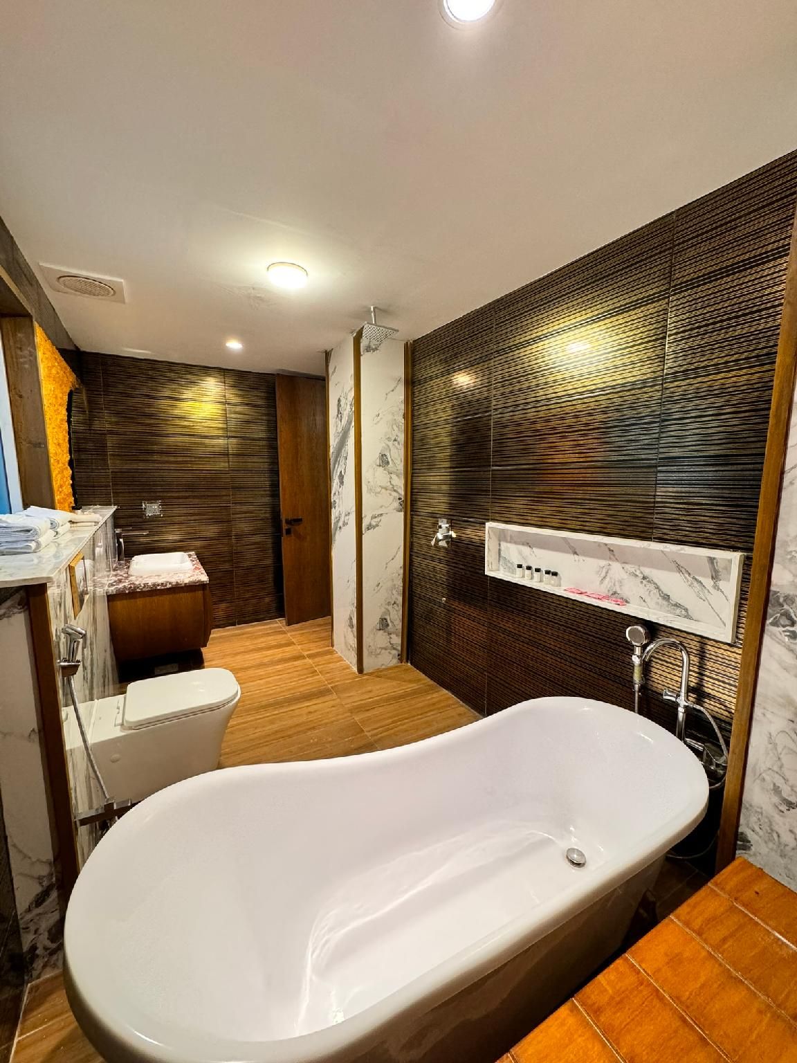 Signature By Hotel Crown Inn Signature A 2