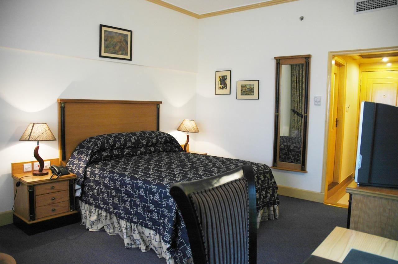 Hotel Mehran Deluxe Single Room - Non-Smoking