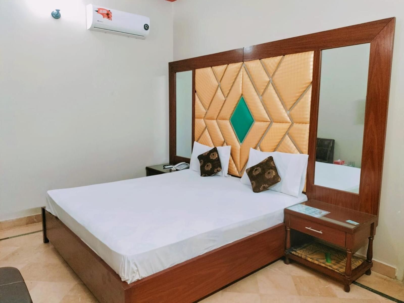 Two-Bedroom Deluxe Apartment