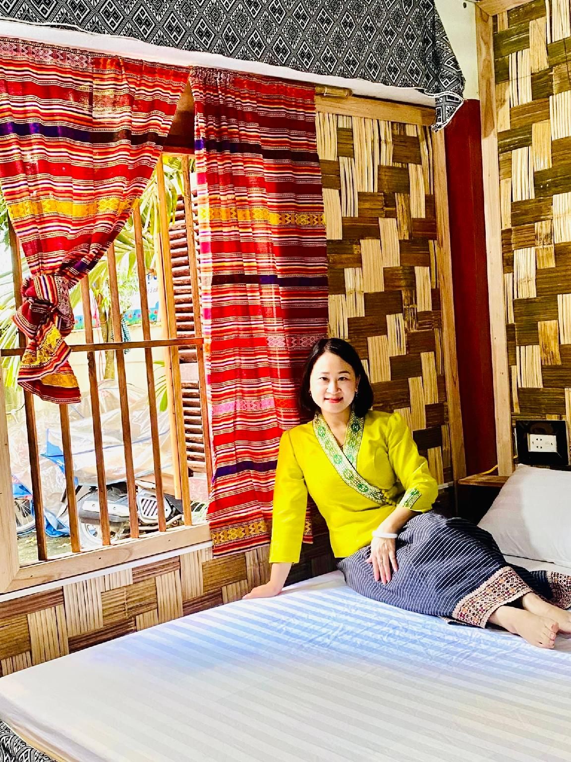 4-Bed Room