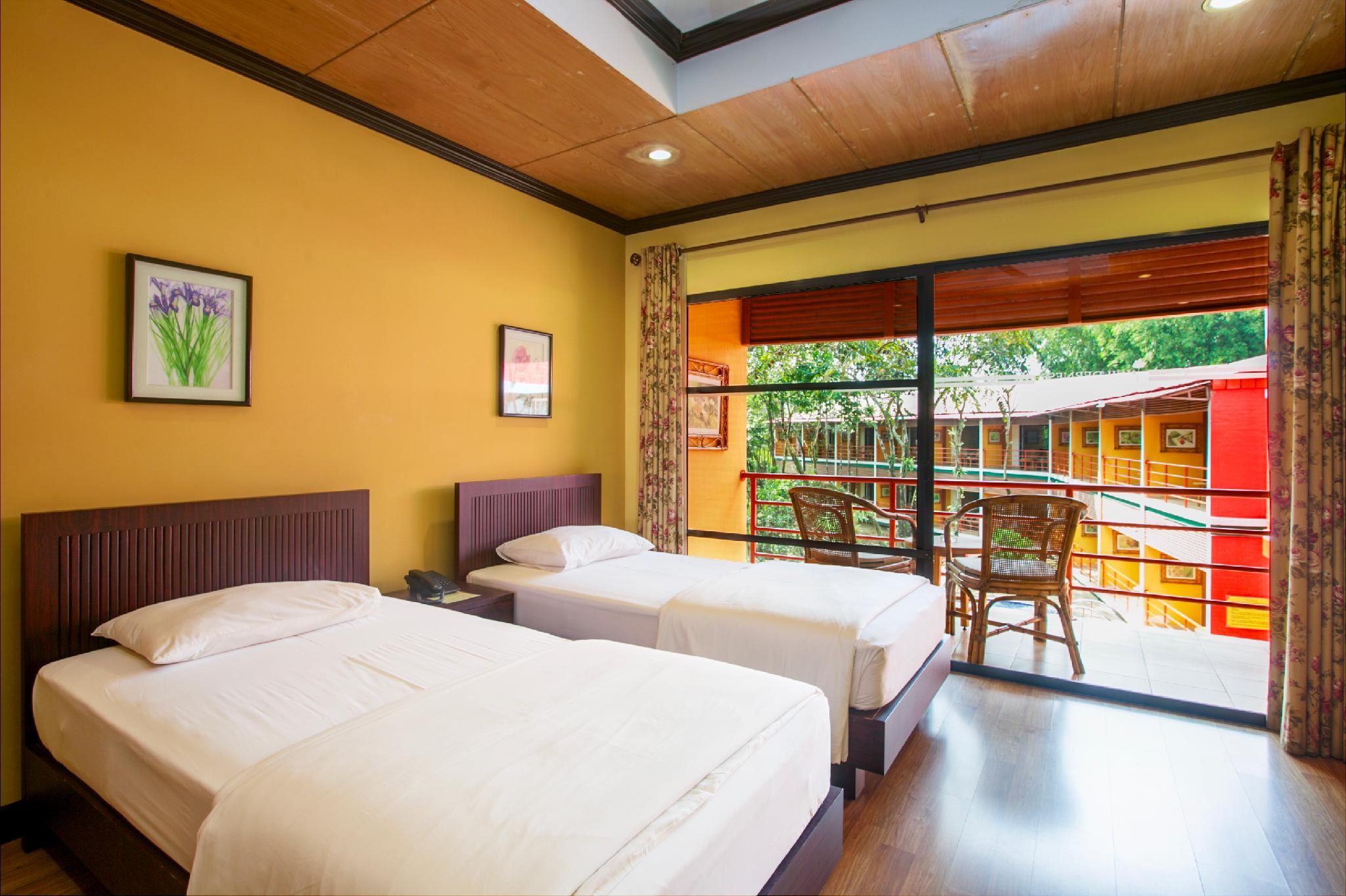 Deluxe Room with Balcony