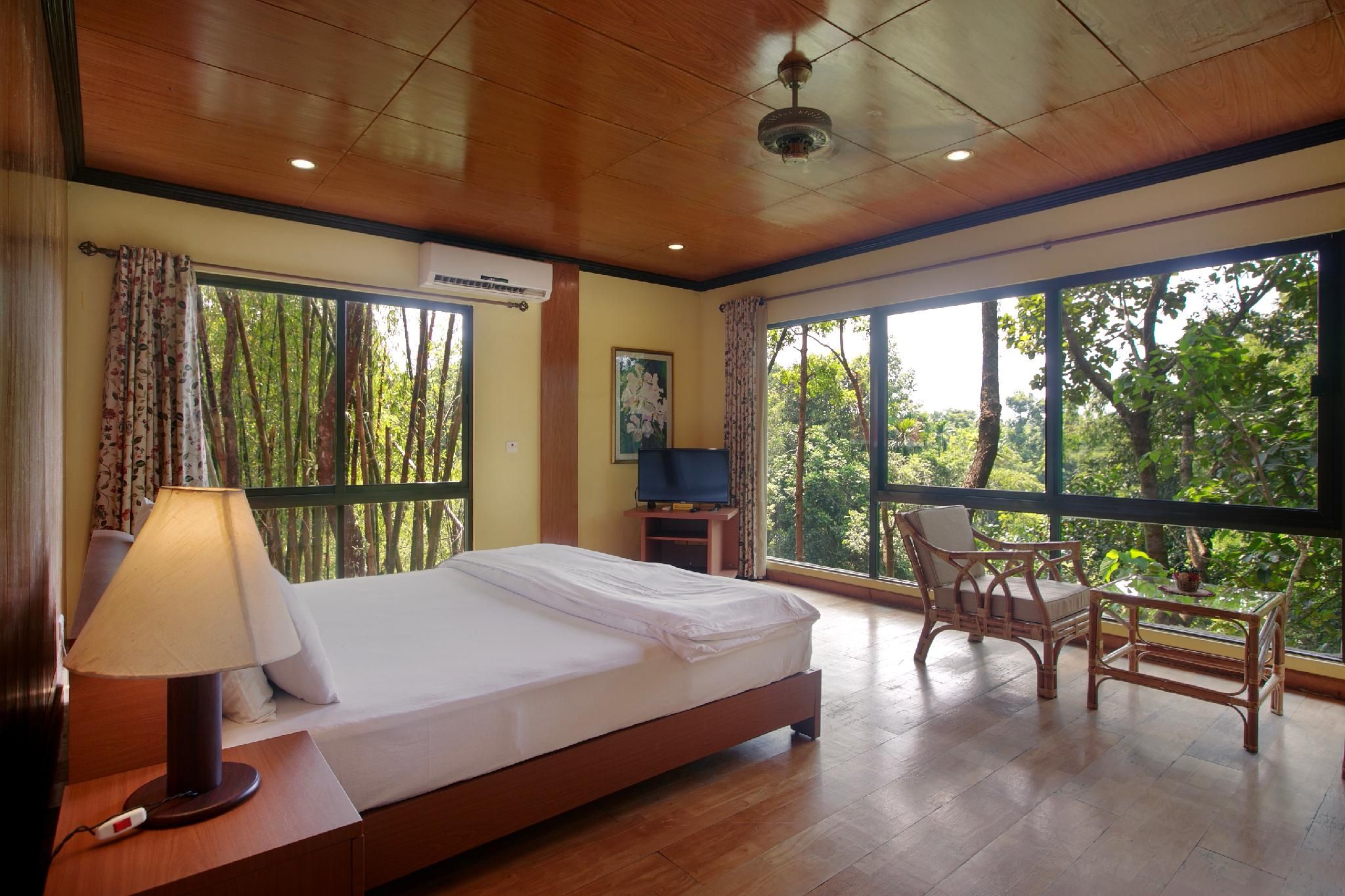 Nazimgarh Wilderness Resort Deluxe Panoramic View Room 2