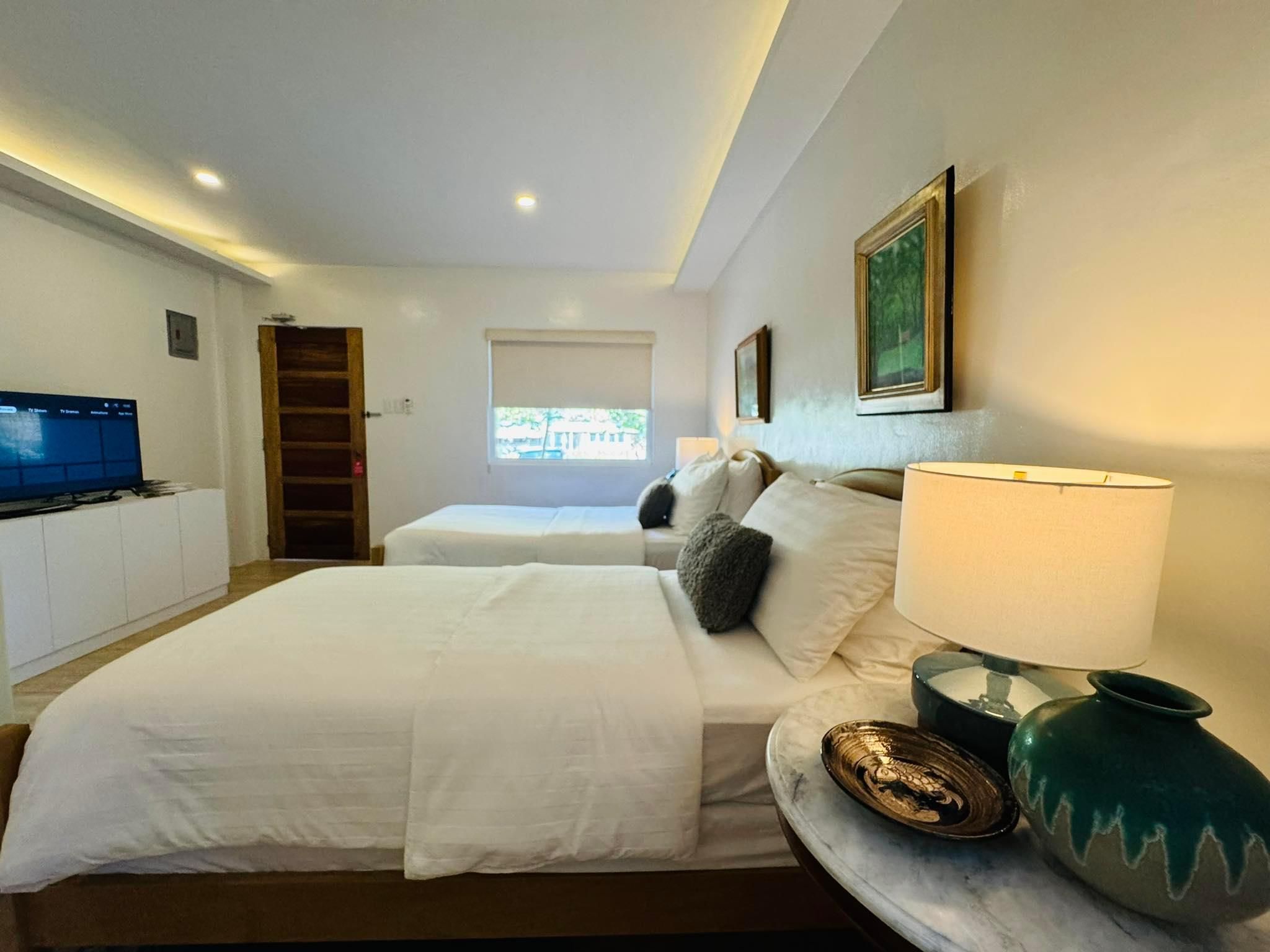 Premier Deluxe Twin Room - Non-Smoking