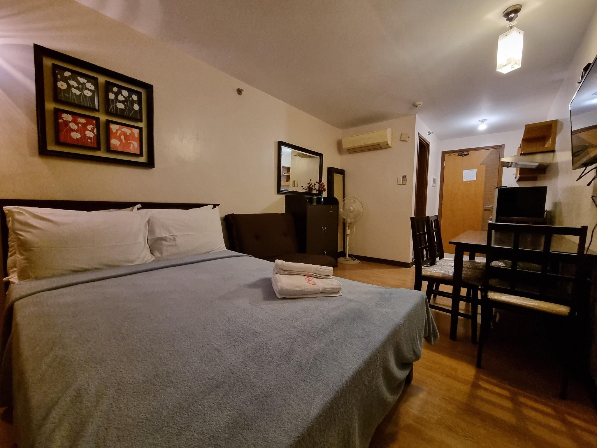 One Tagaytay Place Private Residences Studio Double with Balcony