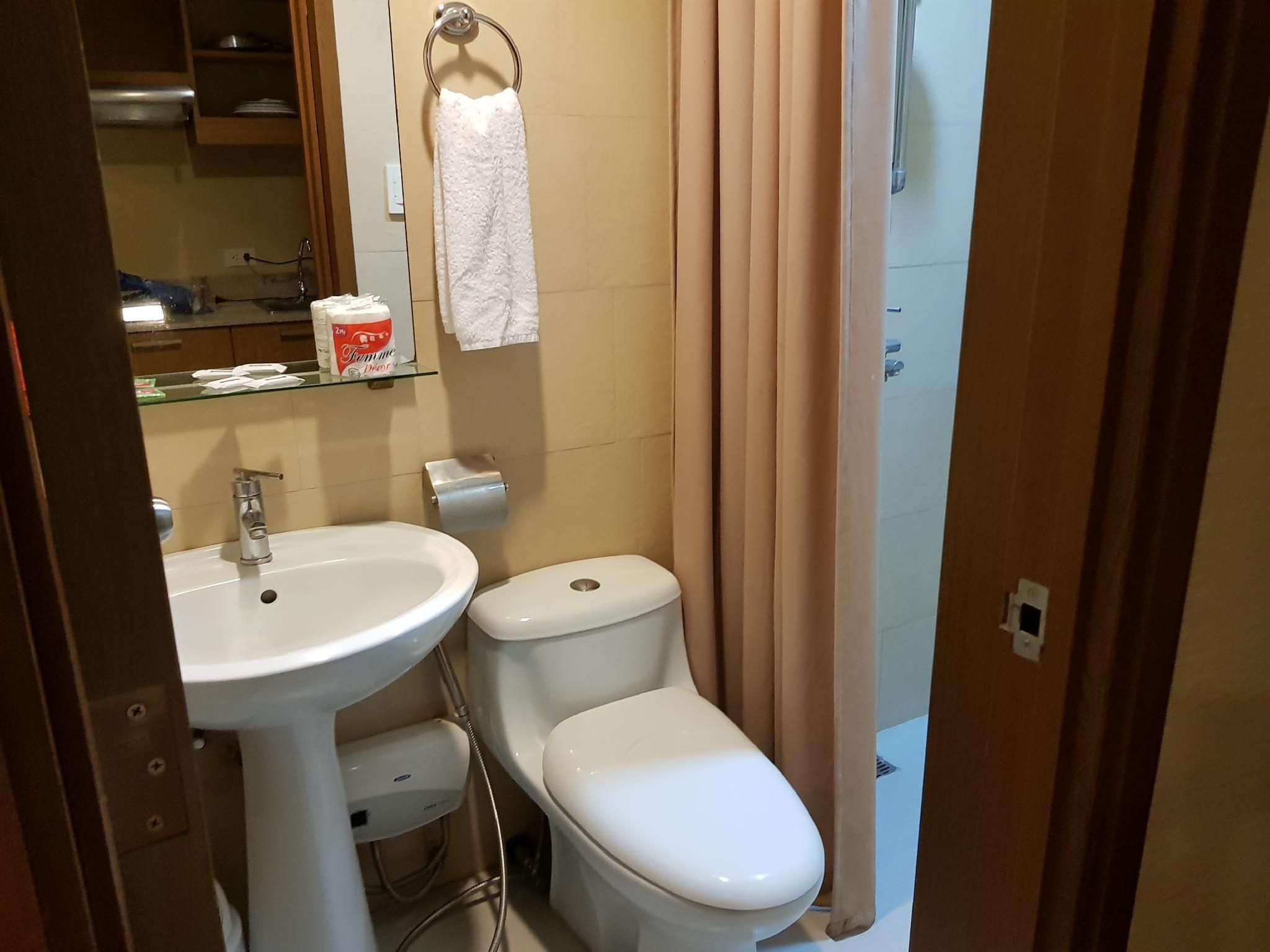 One Tagaytay Place Private Residences Studio Double with Balcony 2