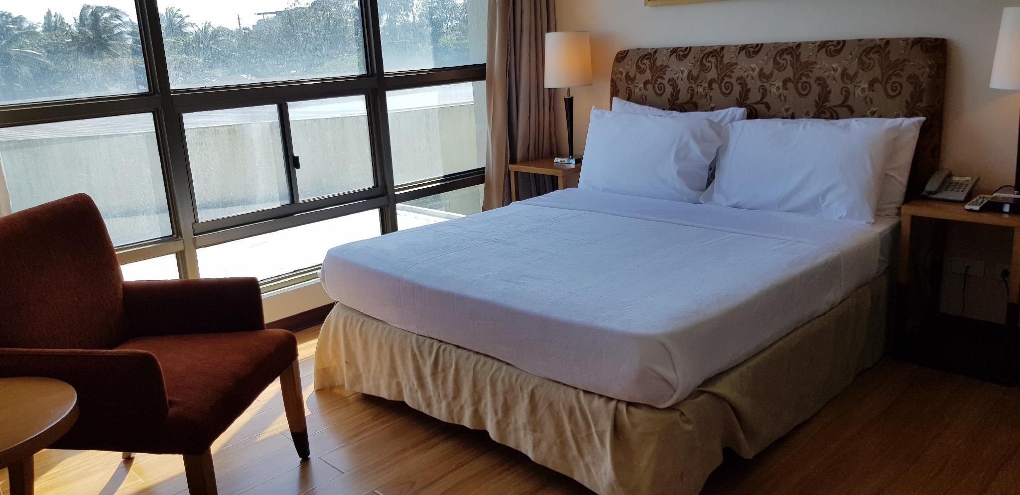 One Bedroom Corner Suite