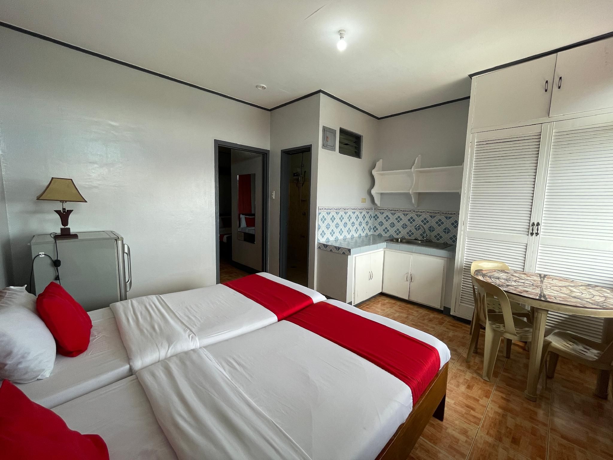 Suite Family Room