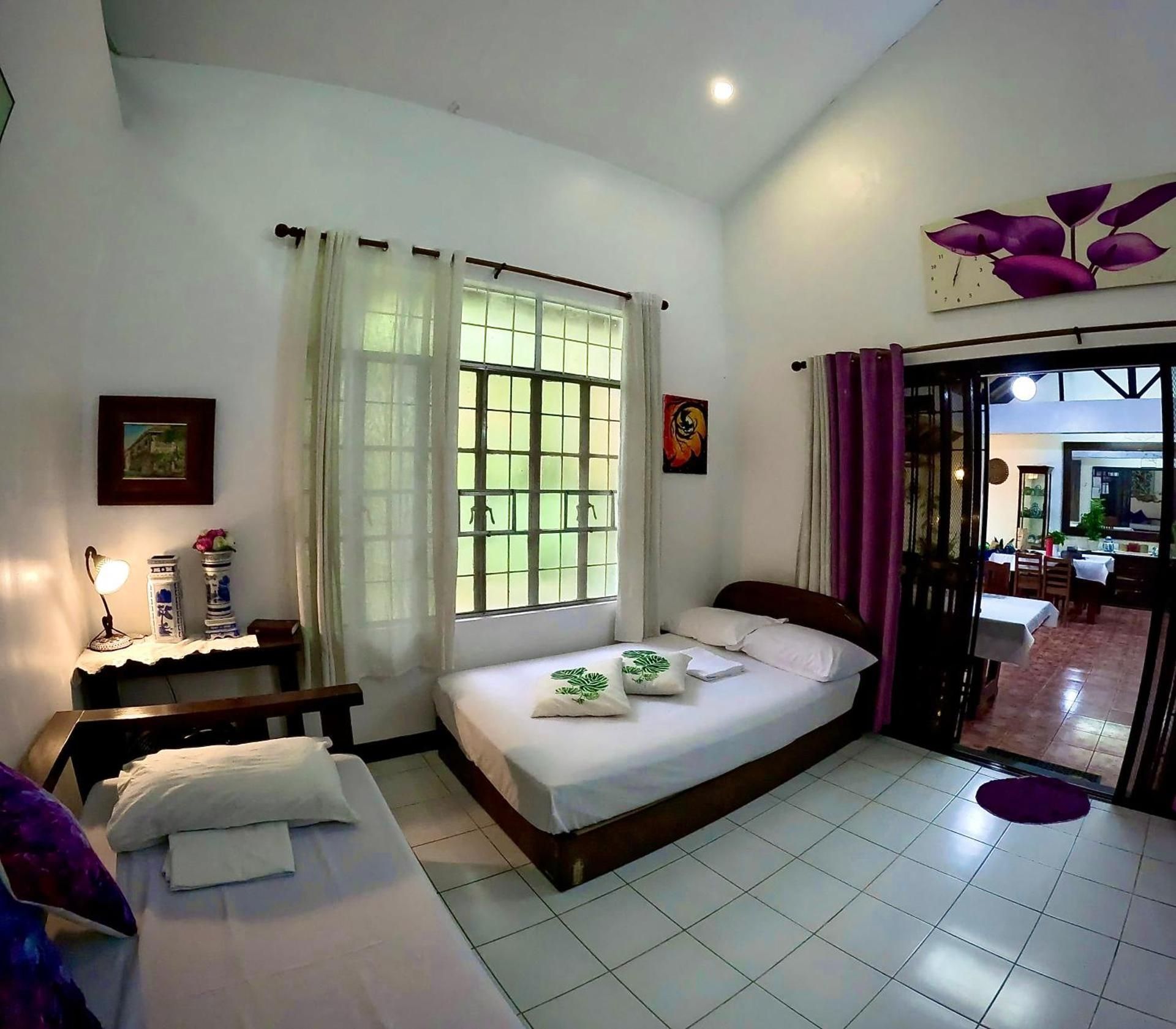 Deluxe Family Suite