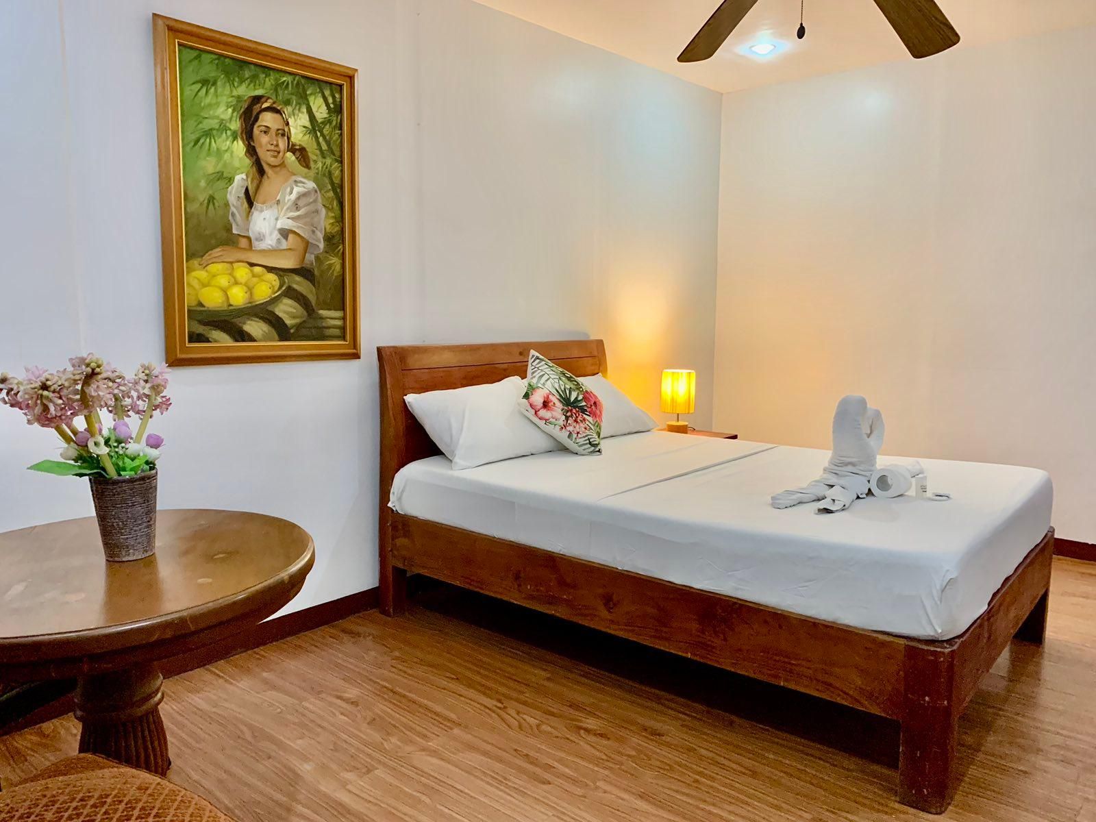 Mont Wind Hotel Tagaytay powered by Cocotel Standard Room 3