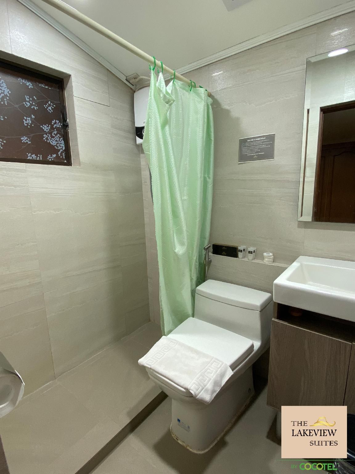 The Lakeview Suites  Family Attic