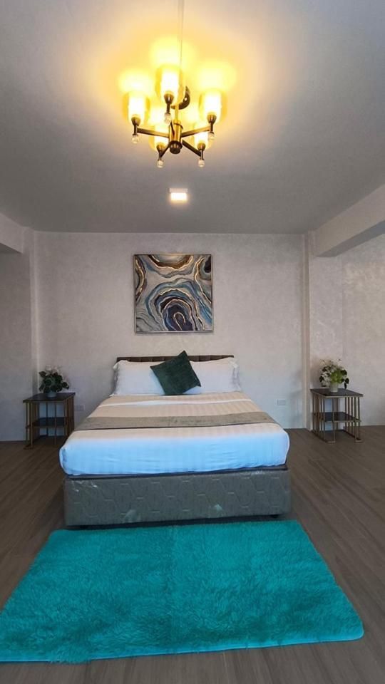 Deluxe Family Suite