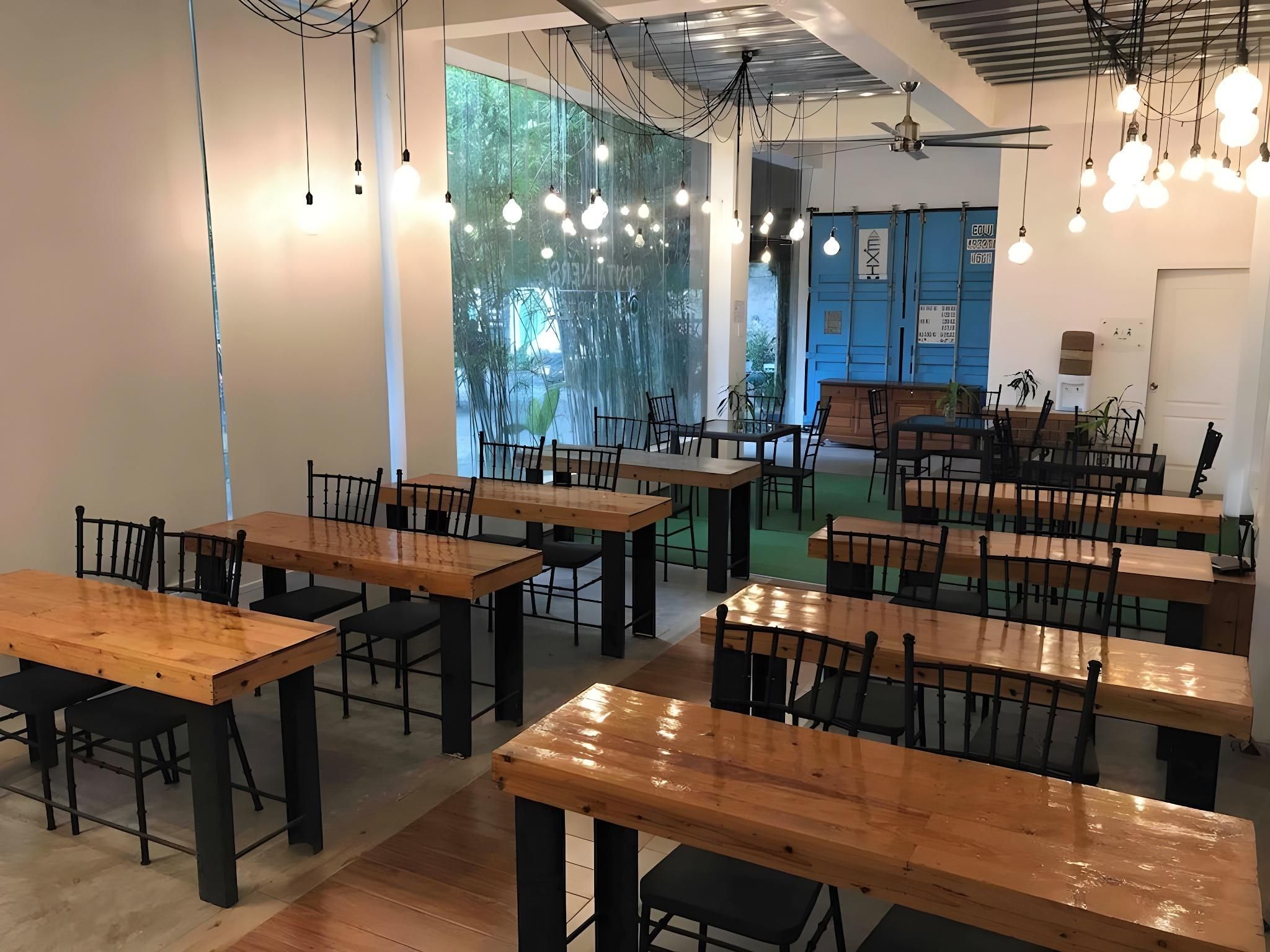 18b02877c7b635fba41477c92c77e56f