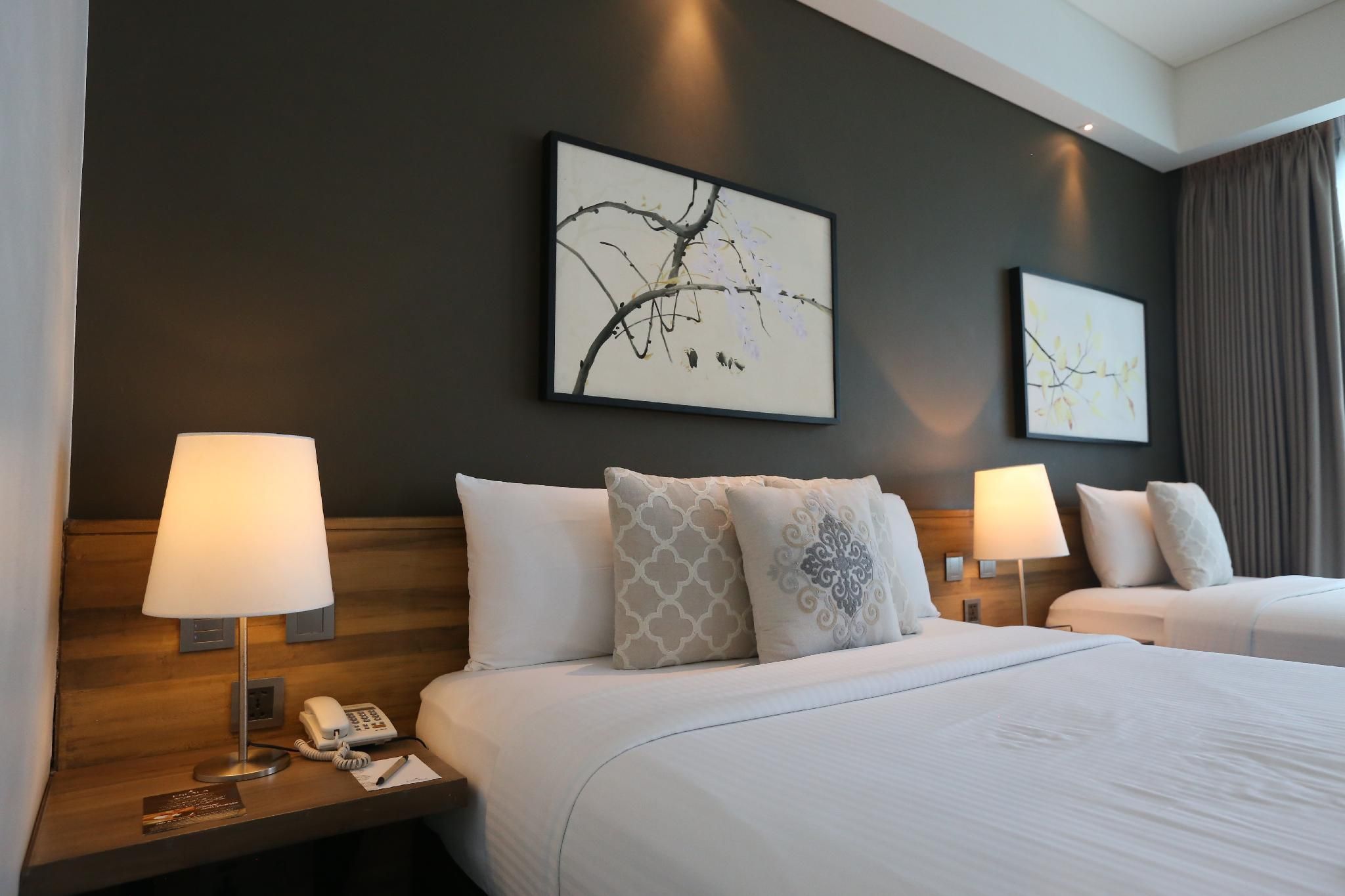 Escala Tagaytay Deluxe Suite