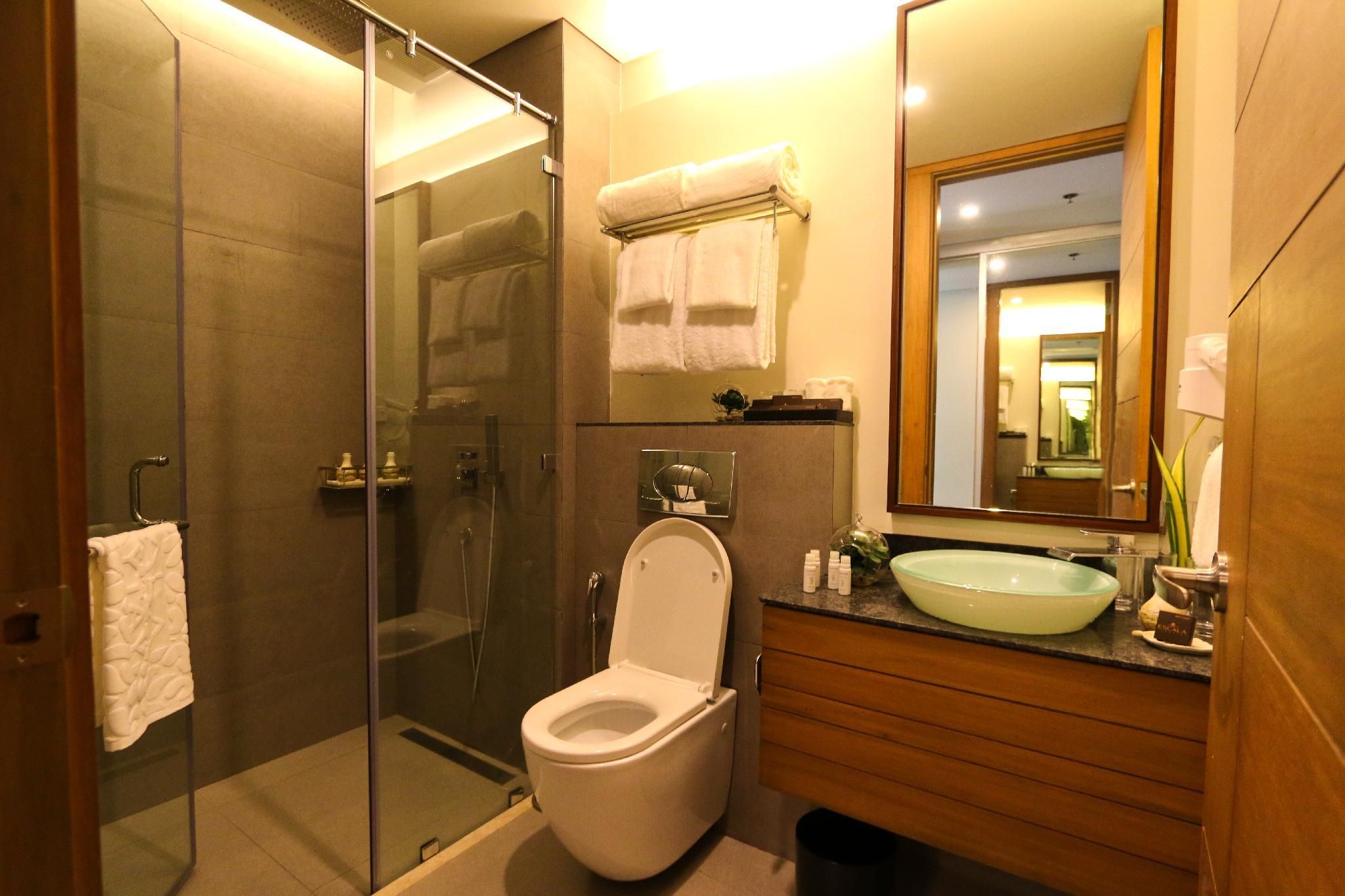 Escala Tagaytay Deluxe Room 3