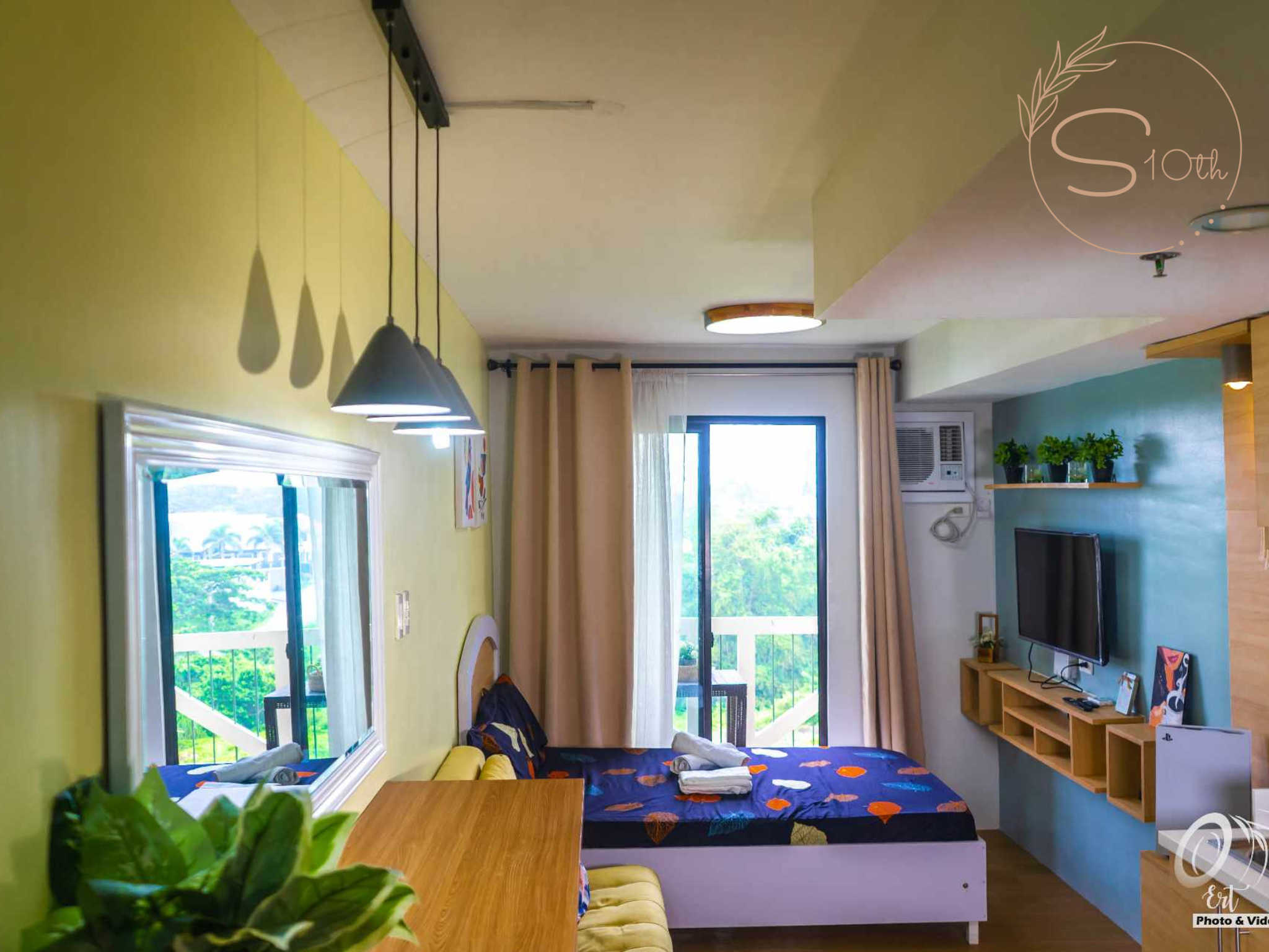 Farm Yard View Family Suite