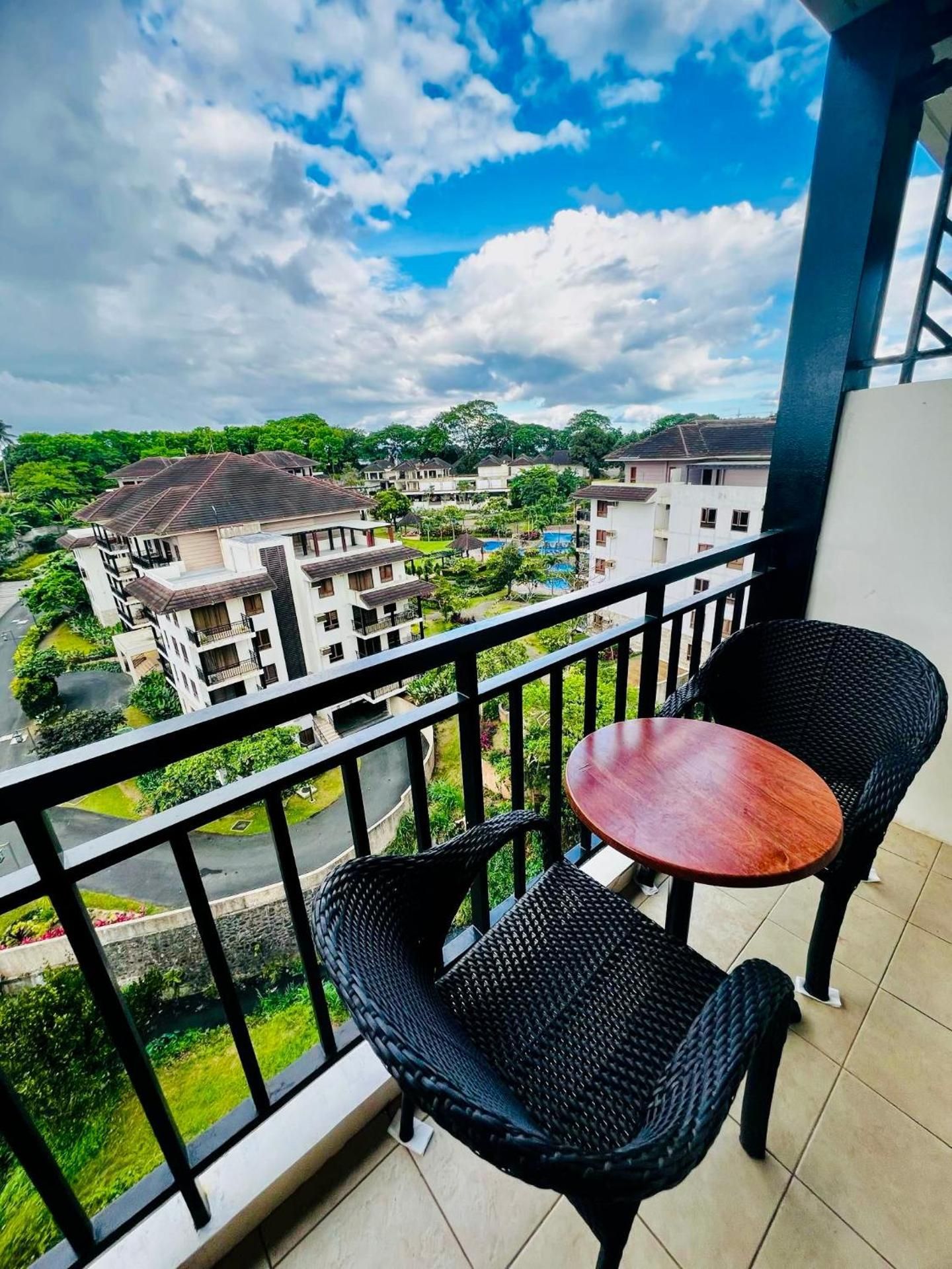 Studio with Balcony