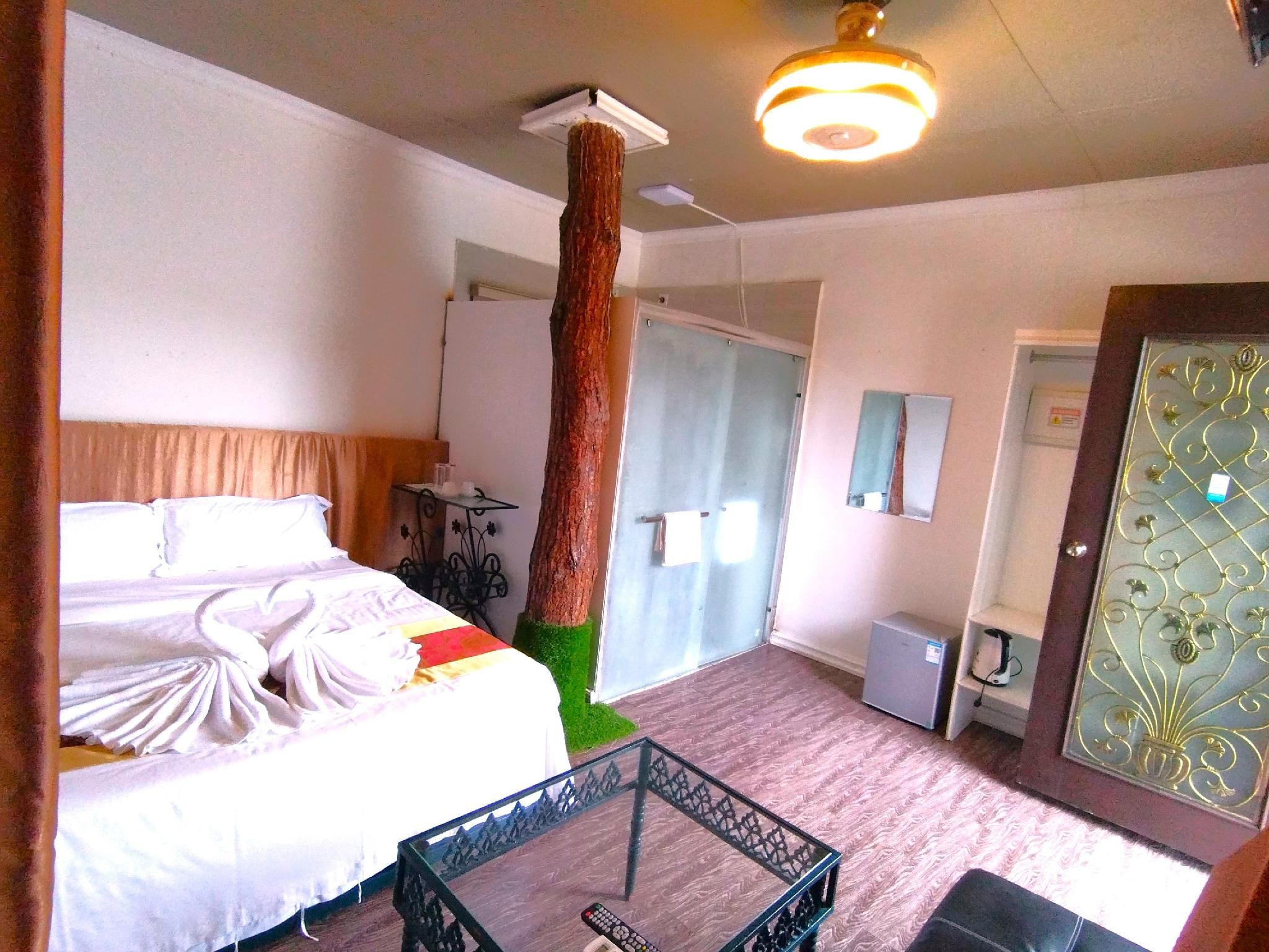 Single Standard Room