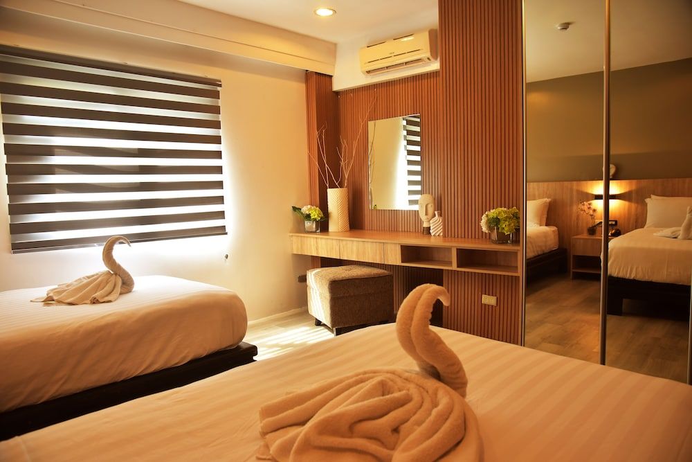 One Bedroom Suite Twin