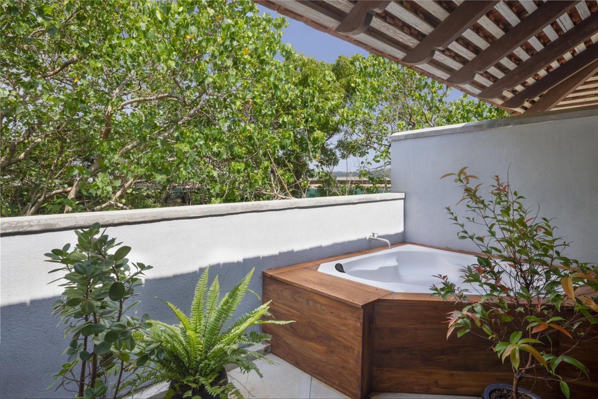 Junior Suite with Balcony
