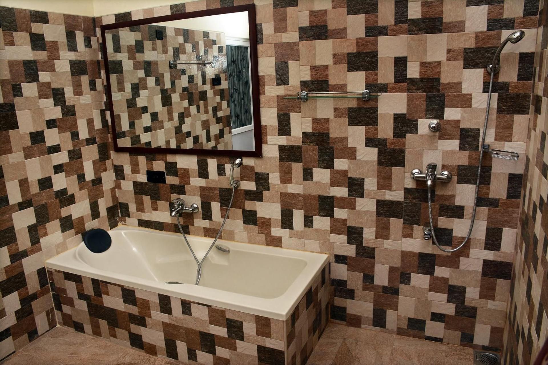 Deluxe Double Room with Bath