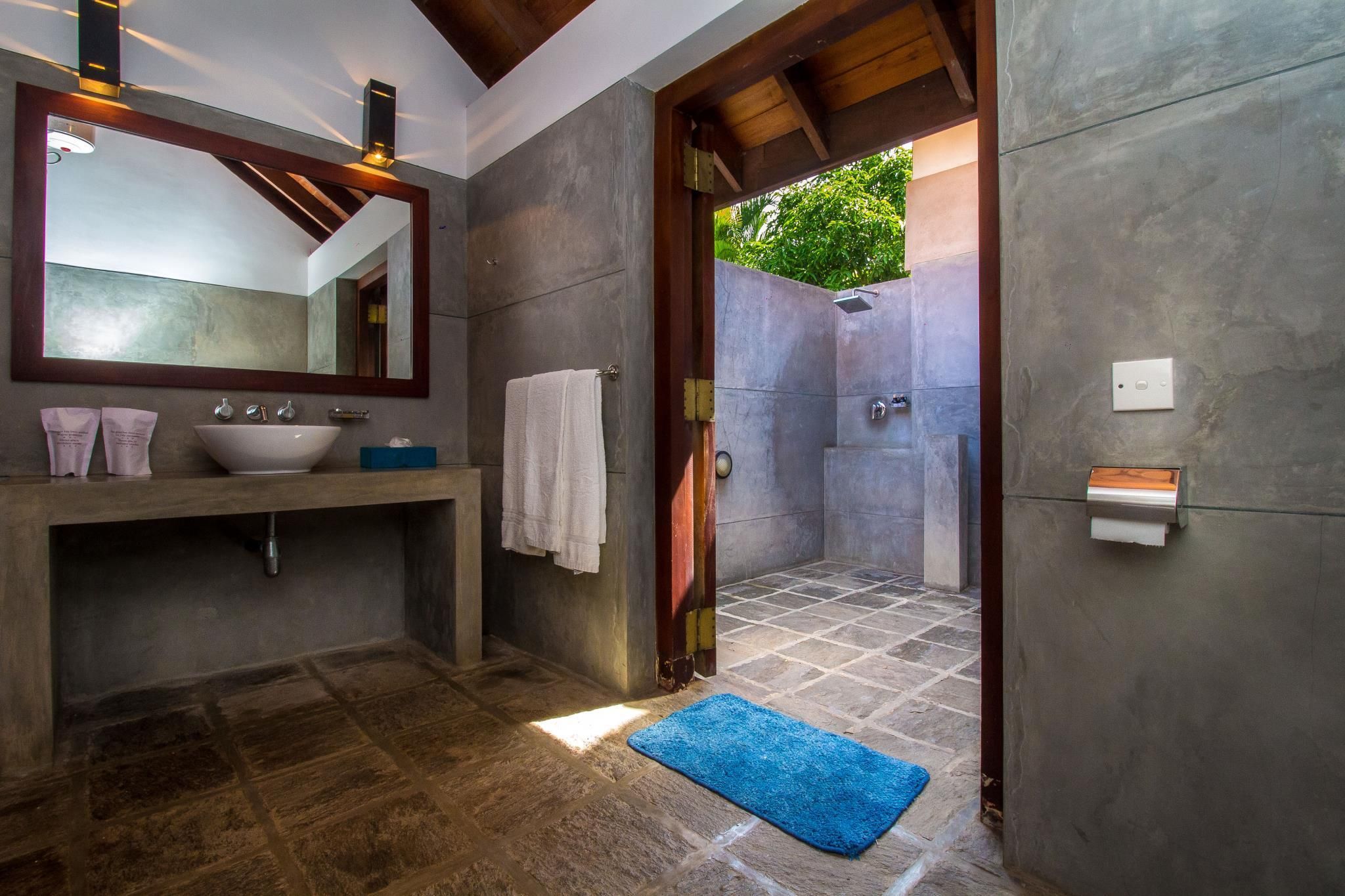 Triple Room Air Conditioning