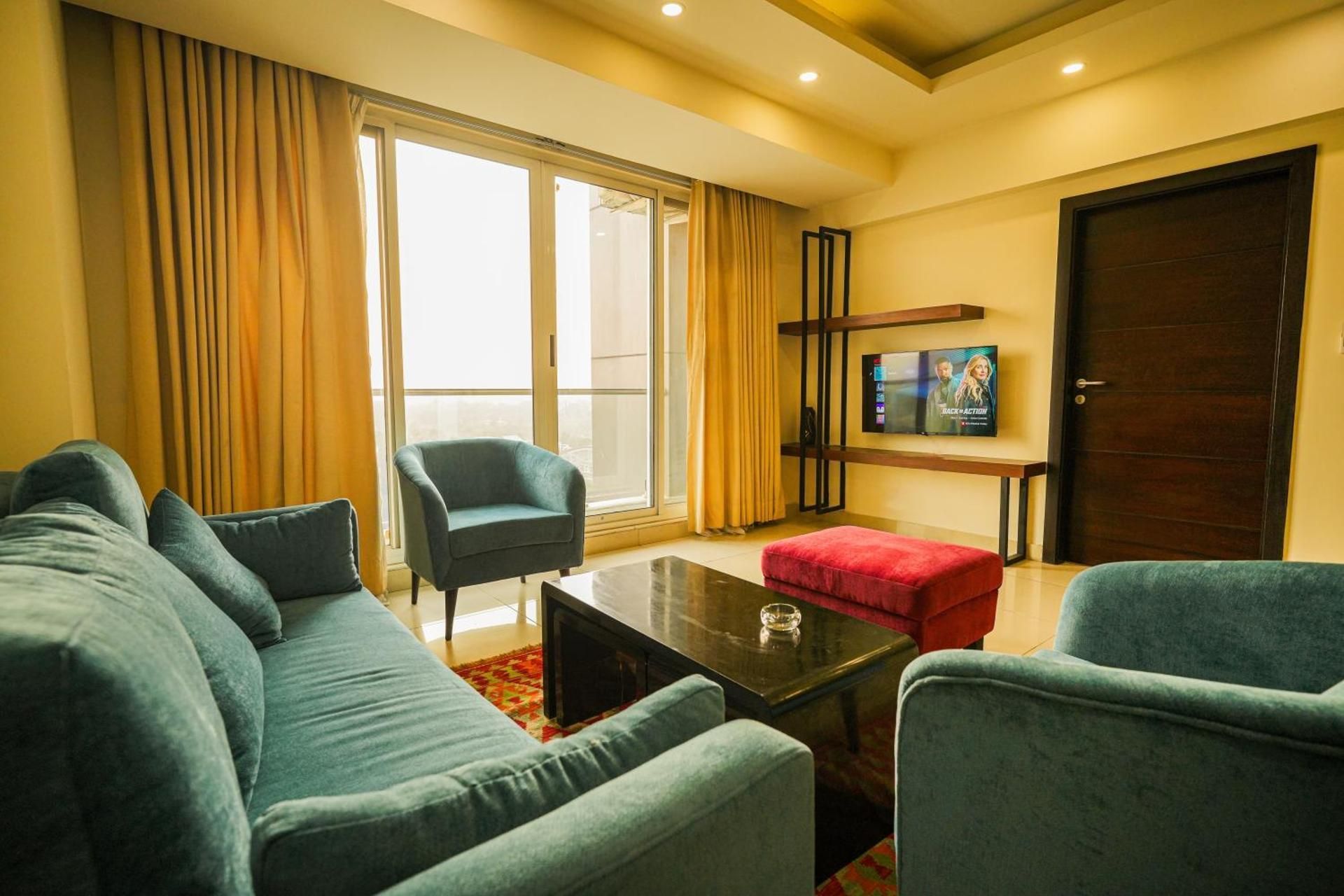 UNA Services - Elysium Tower One-Bedroom Family Apartment 2