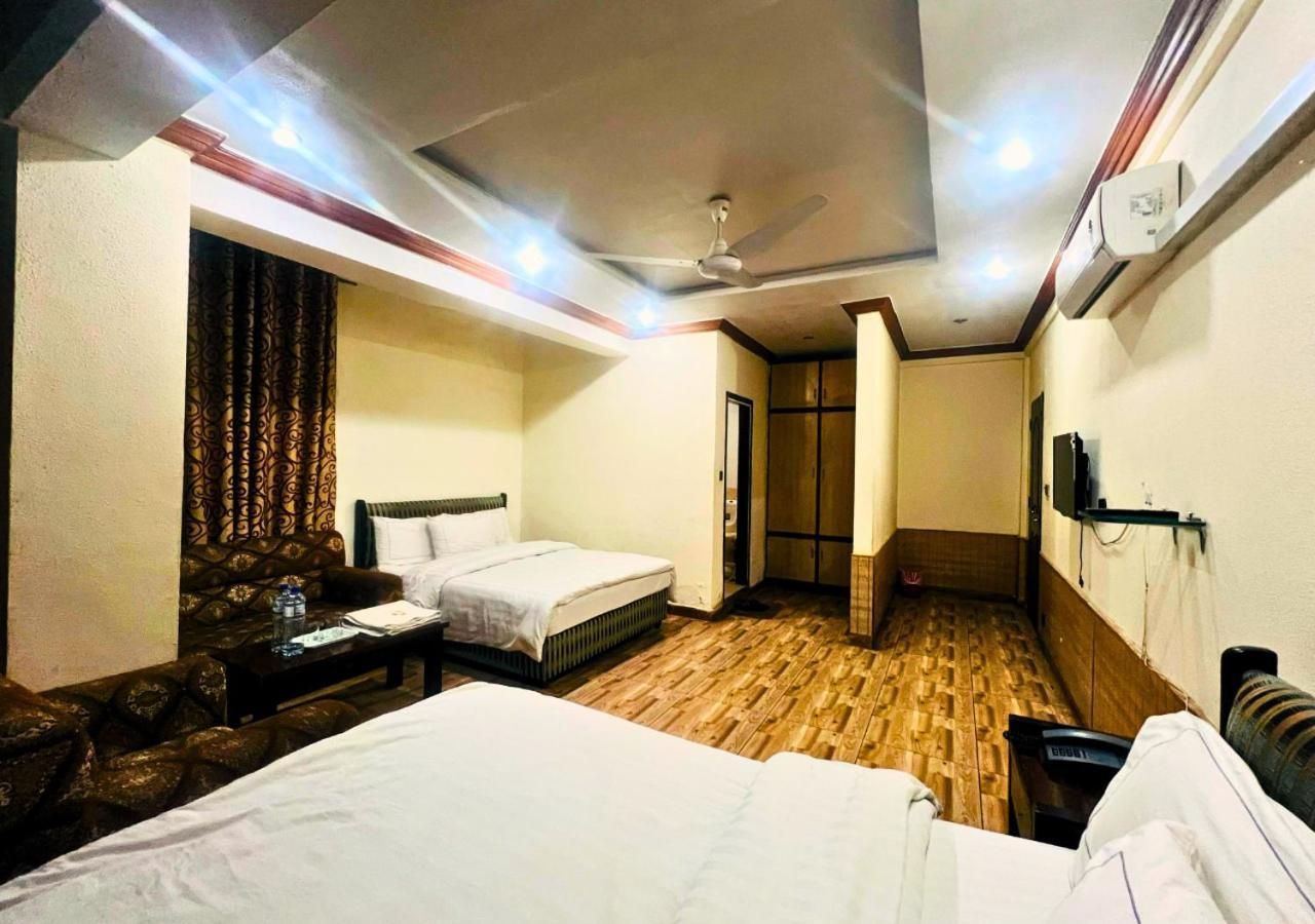 Standard Quadruple Room