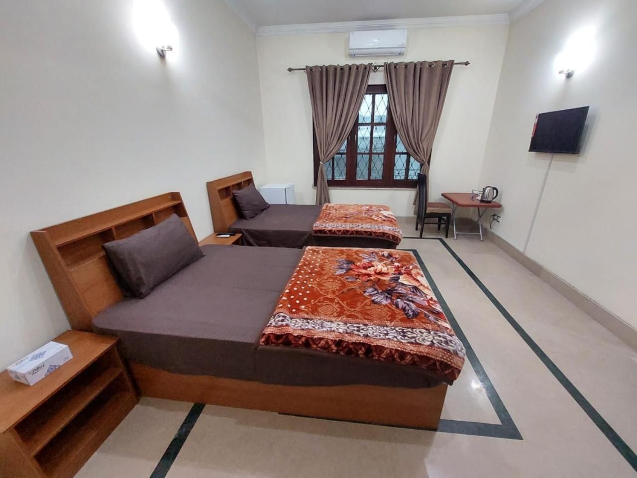 Deluxe Quadruple Room