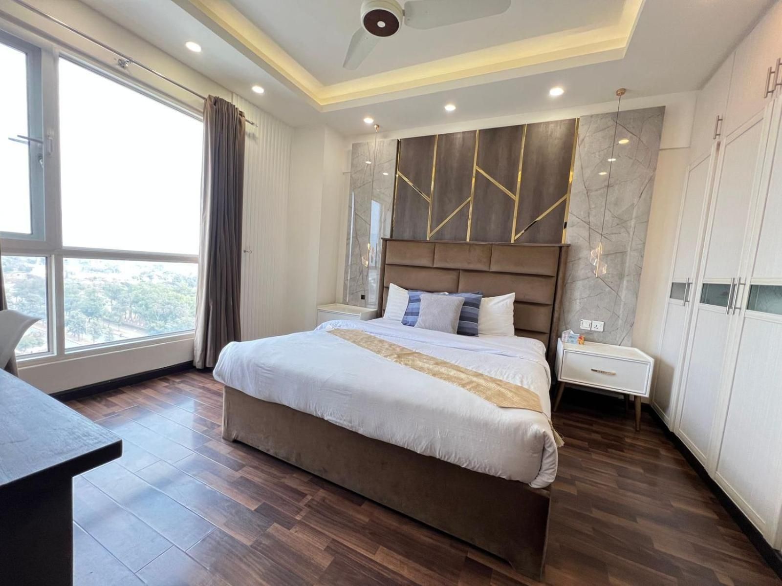 One Bedroom Apartment