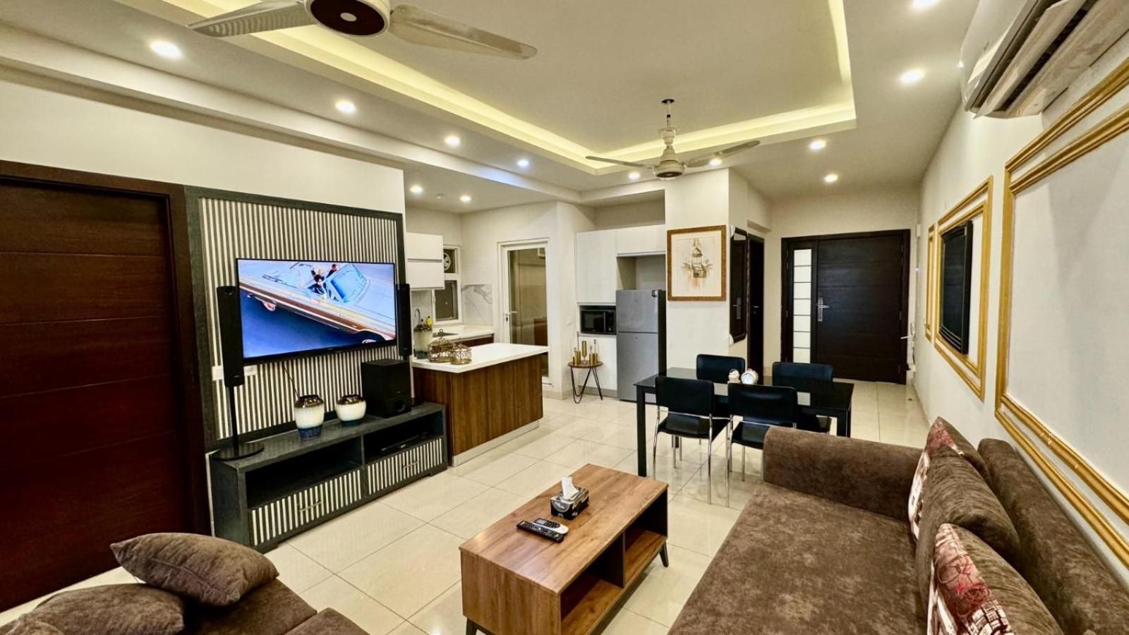 Said's Suites Elysium Tower Opposite to Centaurus  One-Bedroom Suite 2