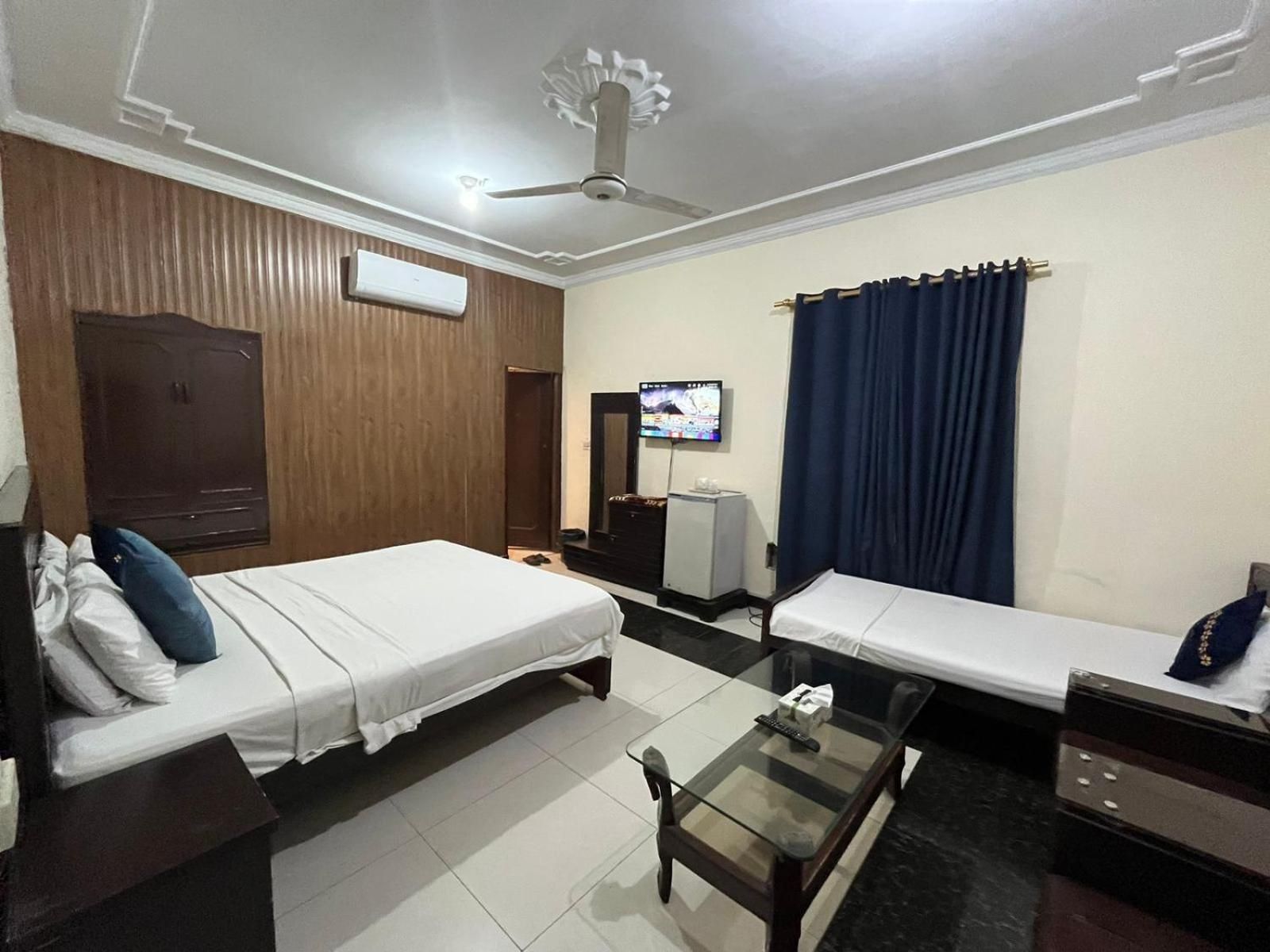 Luxury Triple Room