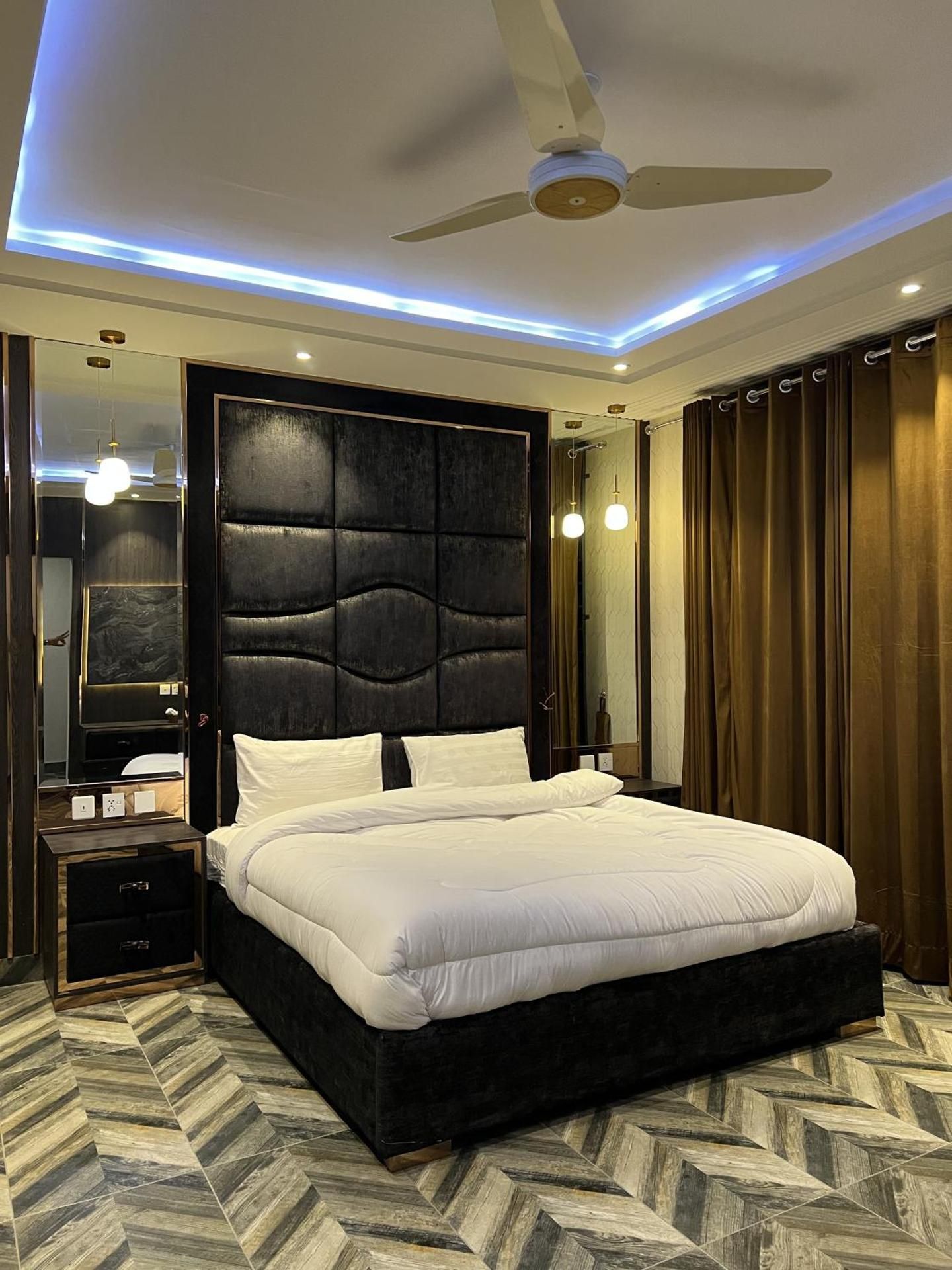 Superior Deluxe Double or Twin Room 