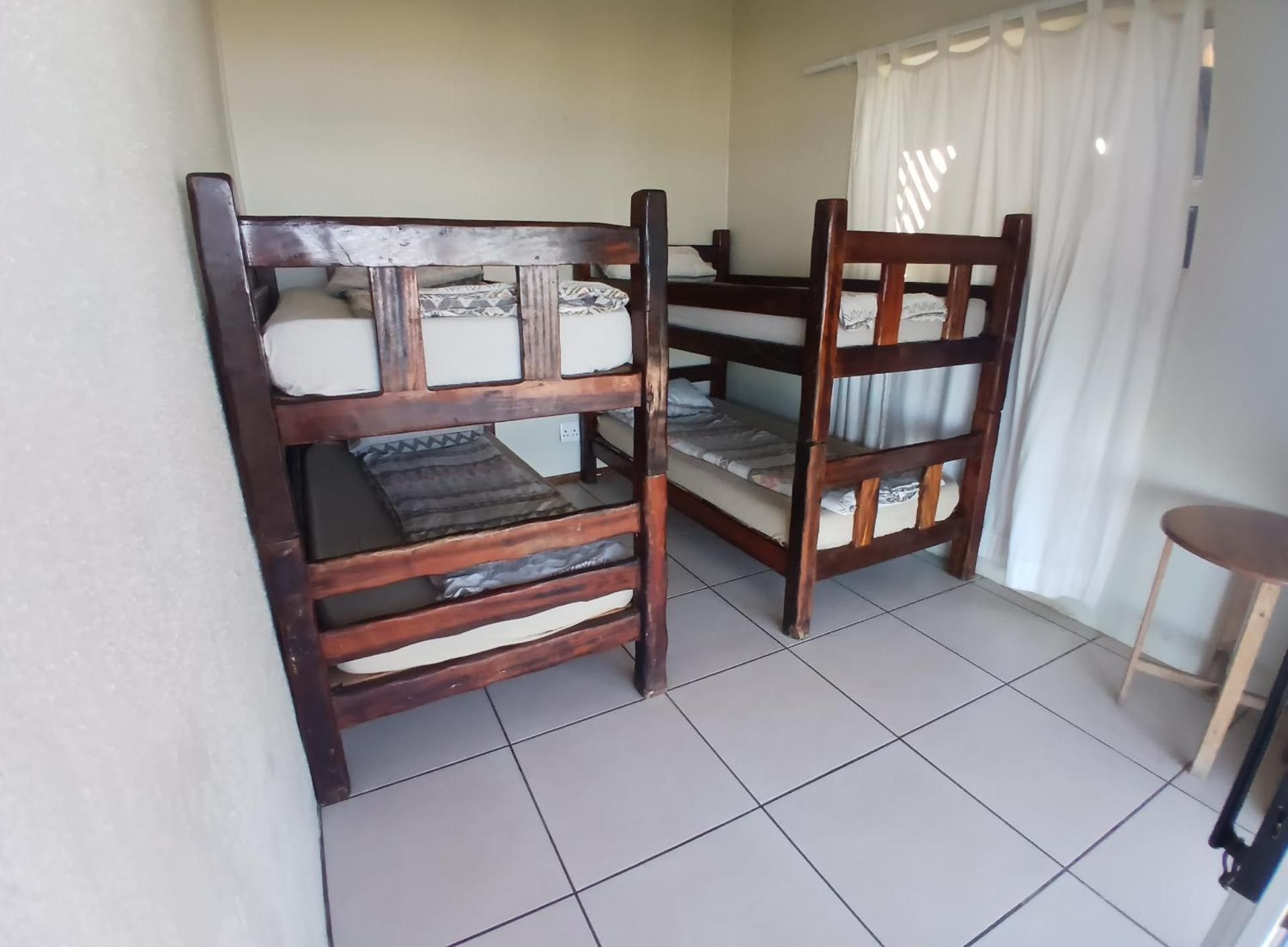 Bed in 4-Bed Mixed Dormitory Room