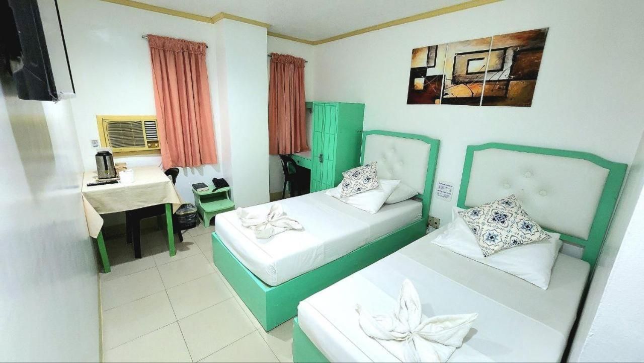 Twin Room - Non-Smoking