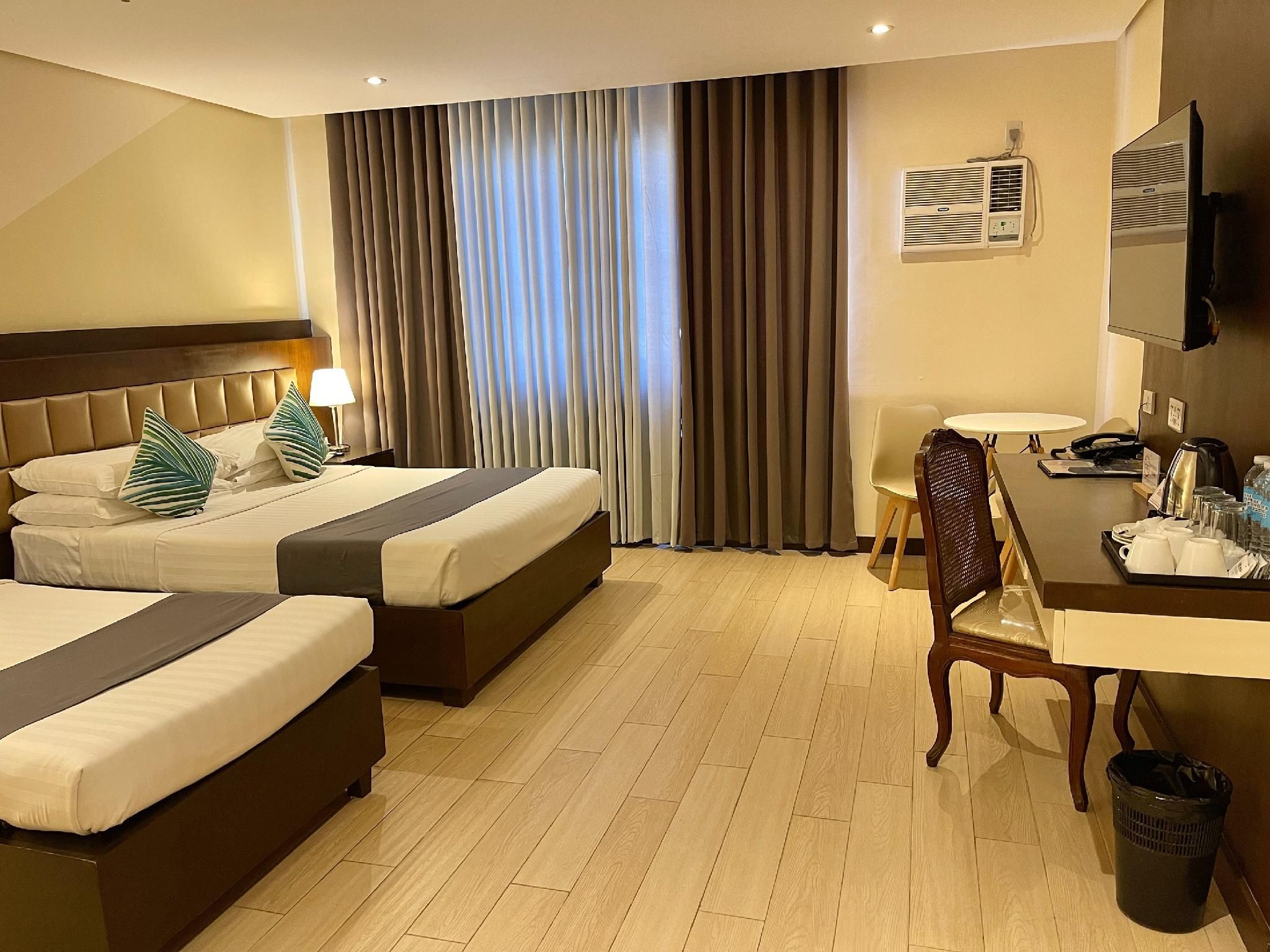 The VIP Hotel Cagayan De Oro Triple Deluxe 2