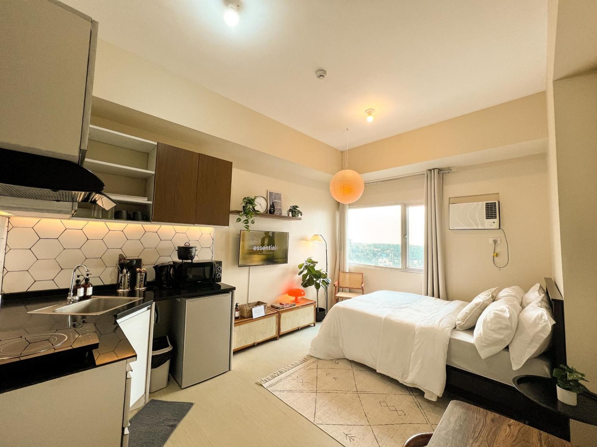Studio with Sea View