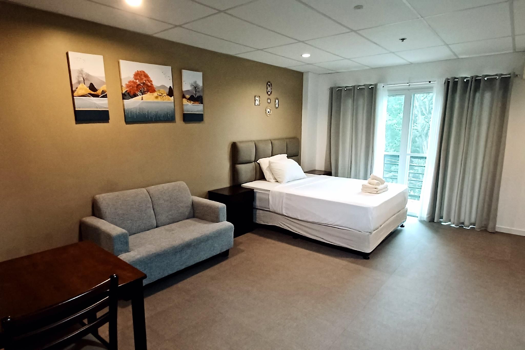 Smart Condominium powered by Cocotel Deluxe Studio Room