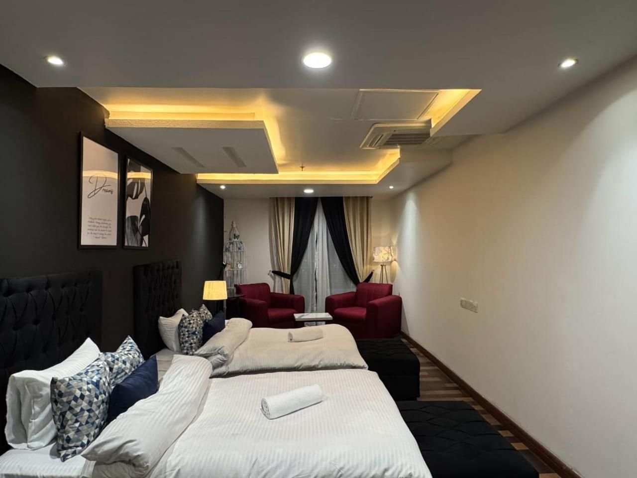 Two-Bedroom Deluxe Apartment