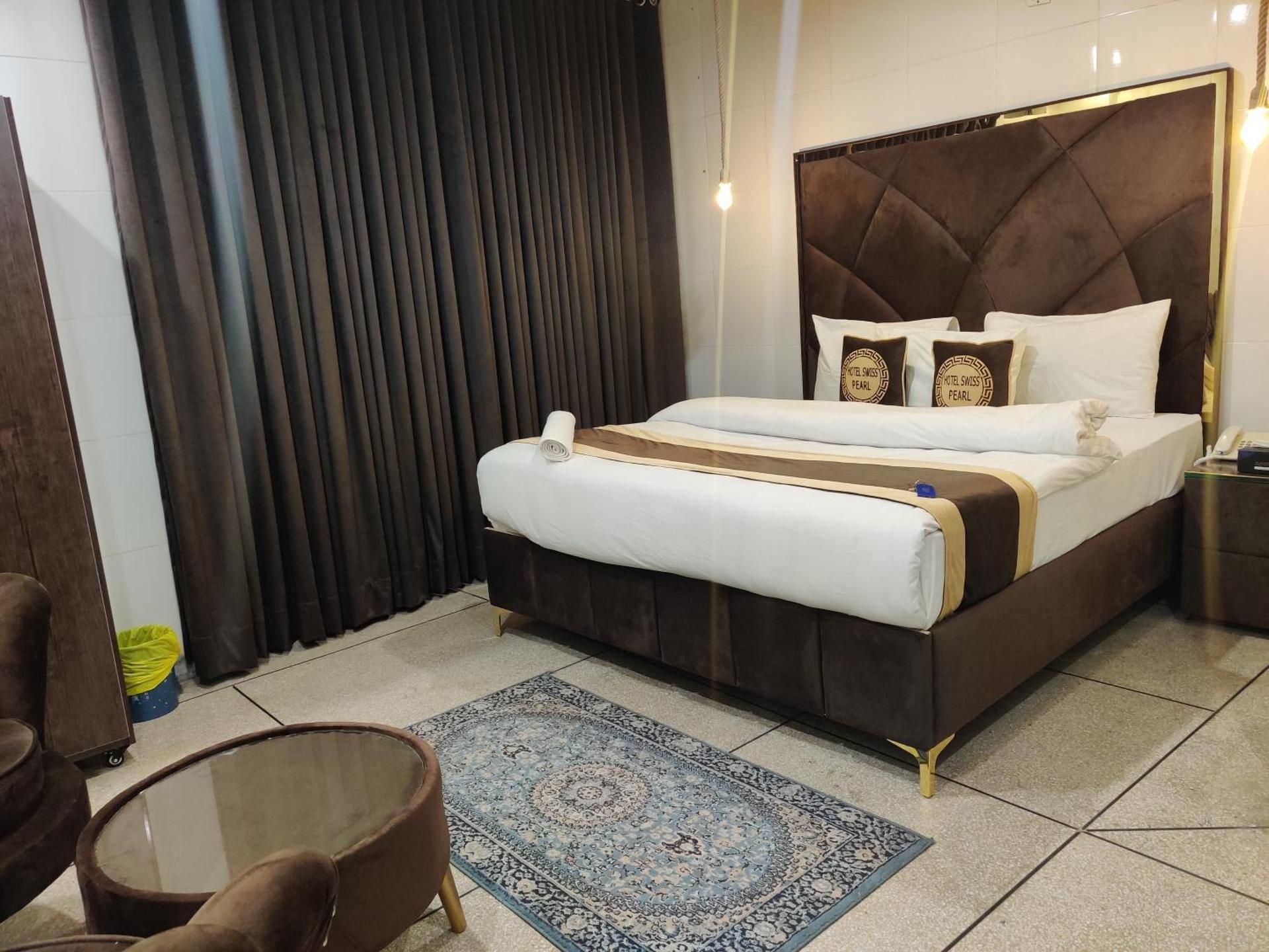 Deluxe Single Room