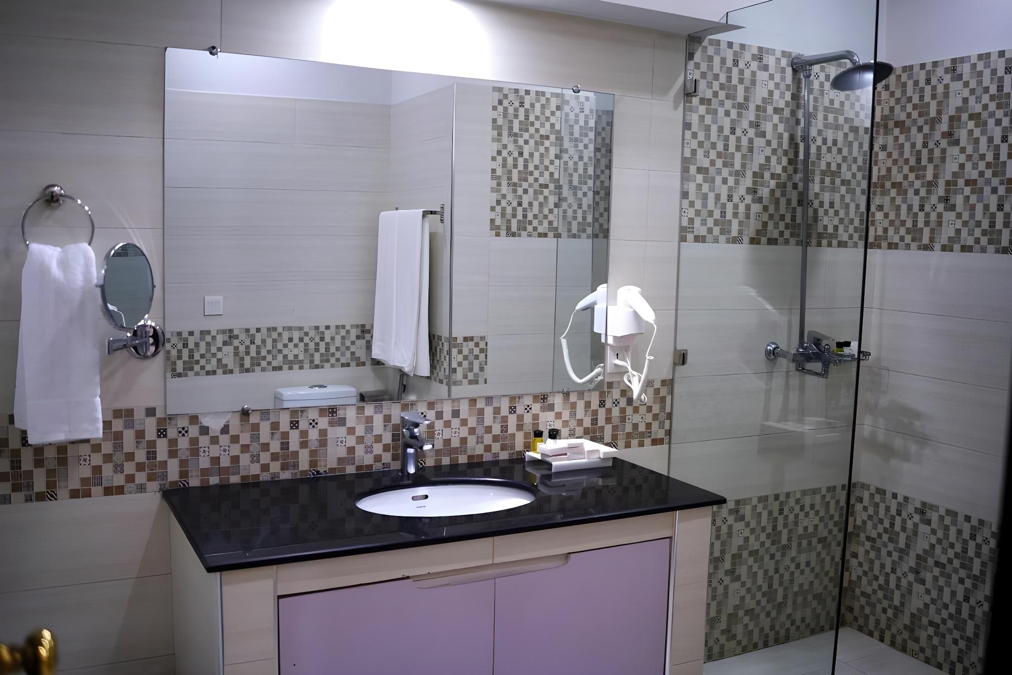 Faletti's Grand MM Alam Road Executive Double Room 3