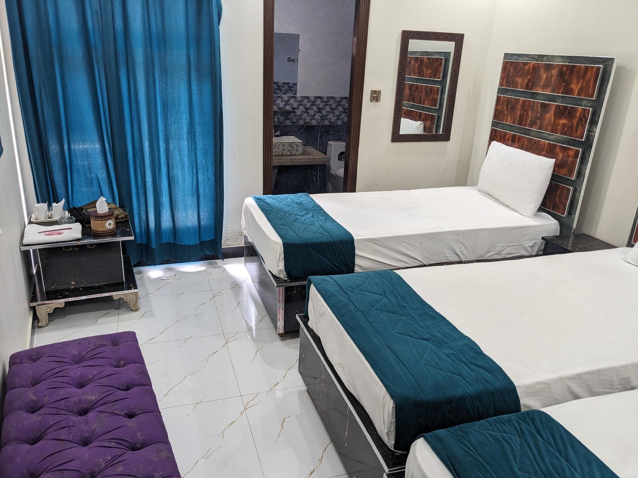 New View Hotel Triple Standard