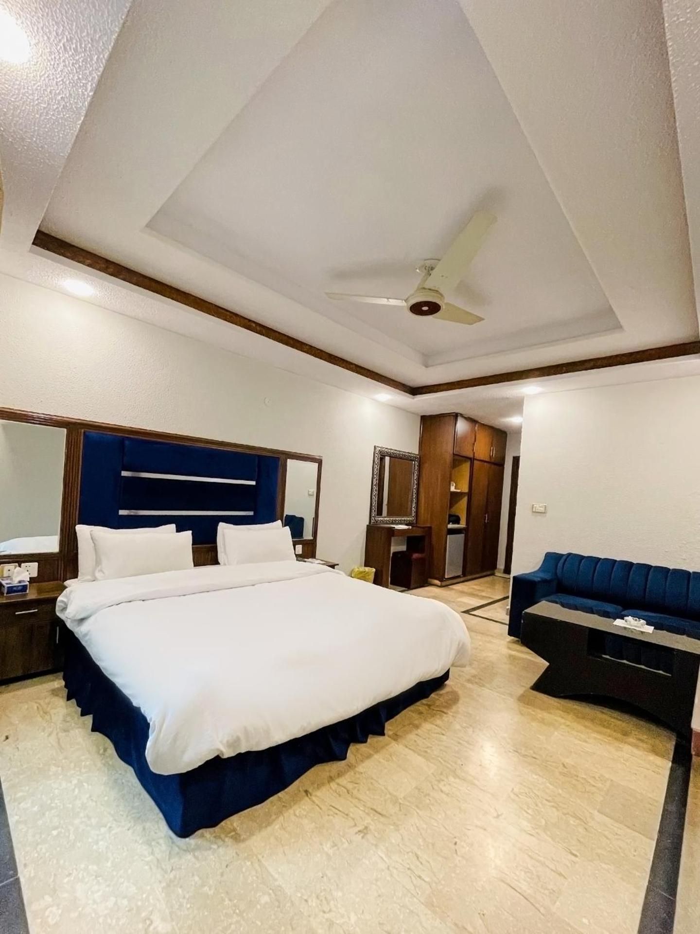 Shanze Hotel & Suites Deluxe Single Room 2