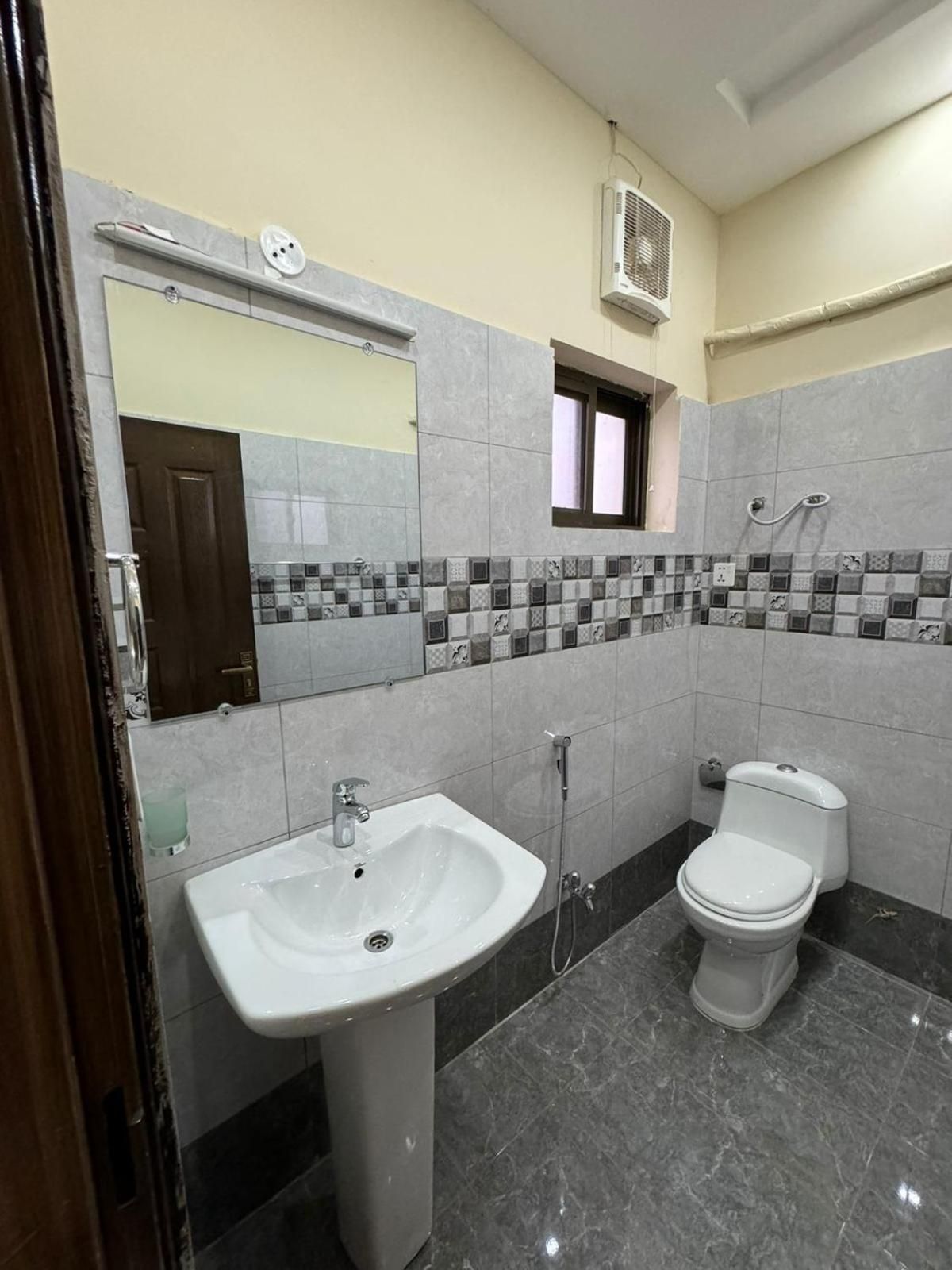 Apartment - 2 Bedrooms