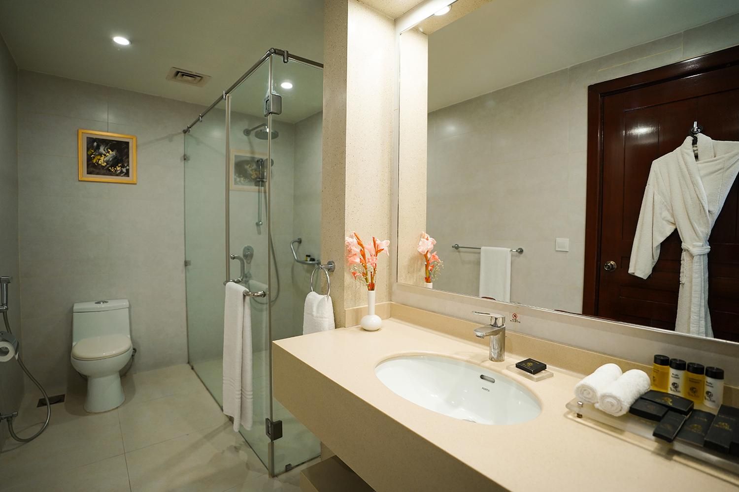 Nine Tree Luxury Hotel & Suites Lahore Junior Suite 3