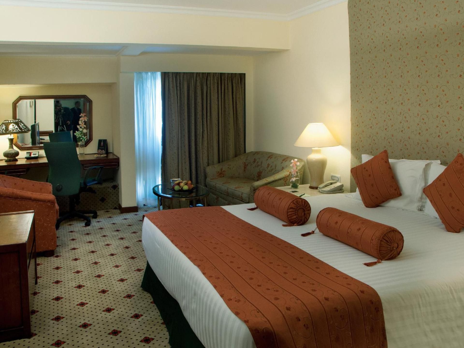 Avari Lahore Standard 2