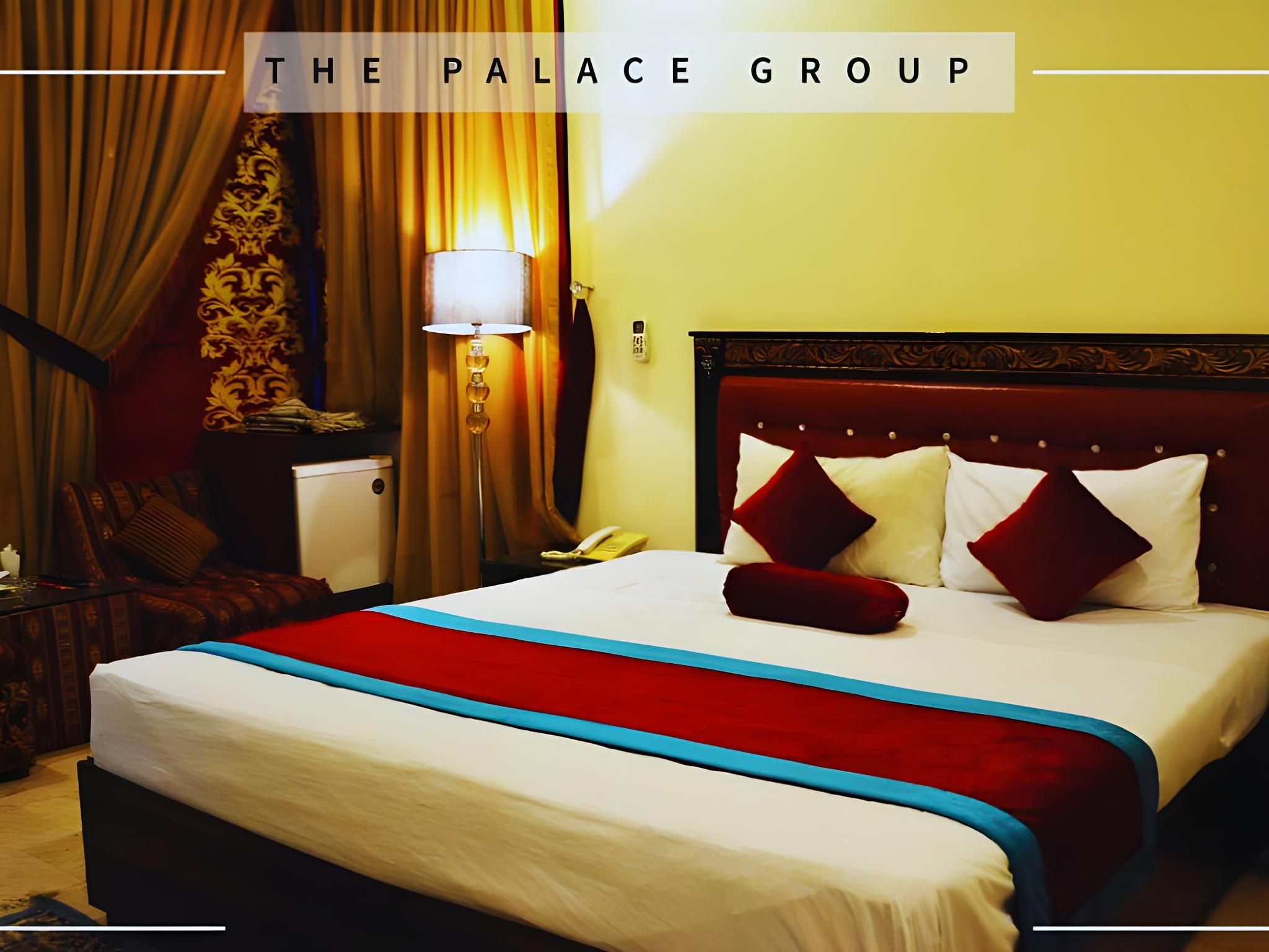 Rose Palace Hotel, Liberty  Deluxe King Room 3