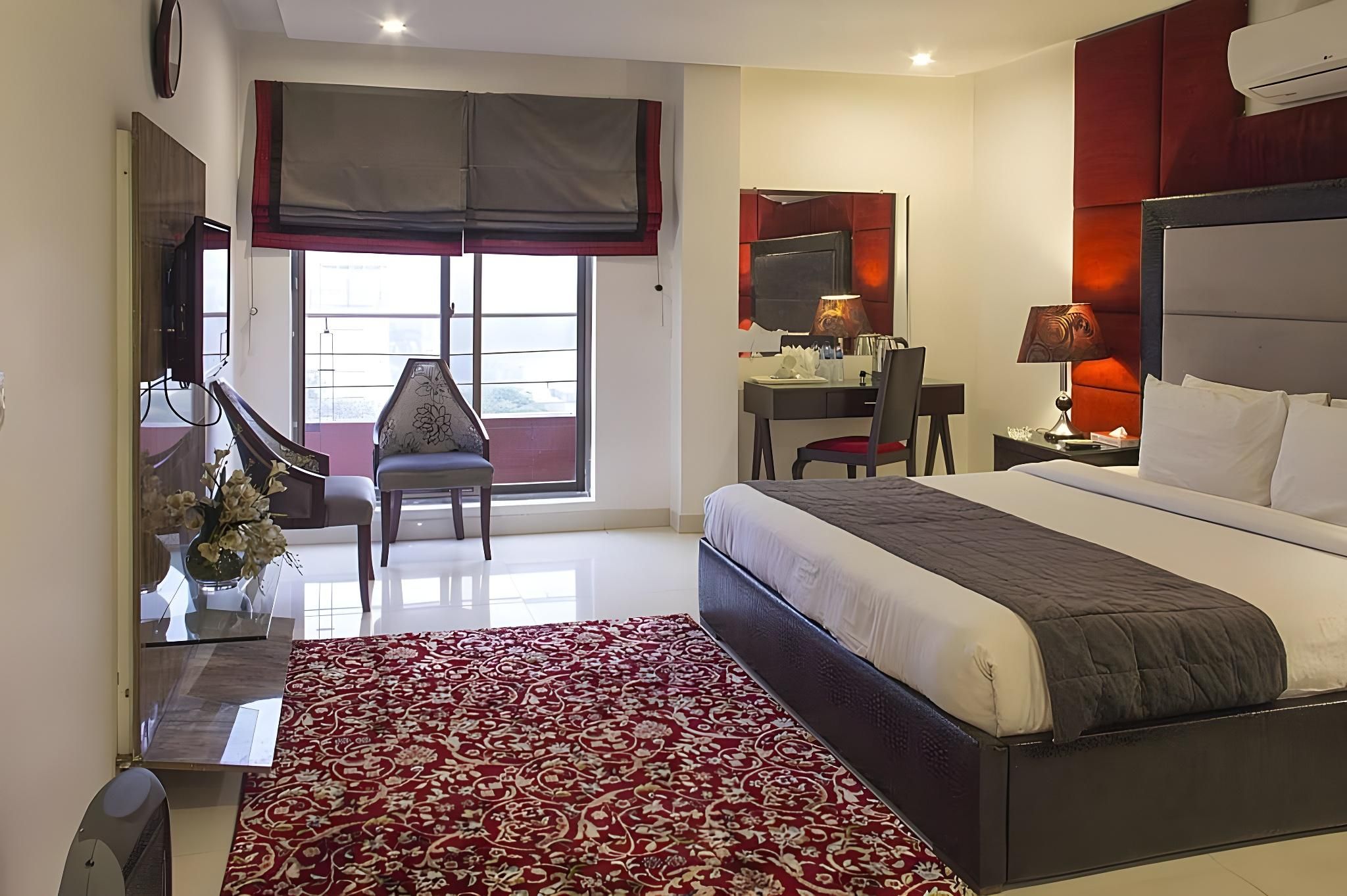Maisonette Hotels & Resorts Deluxe Single Room